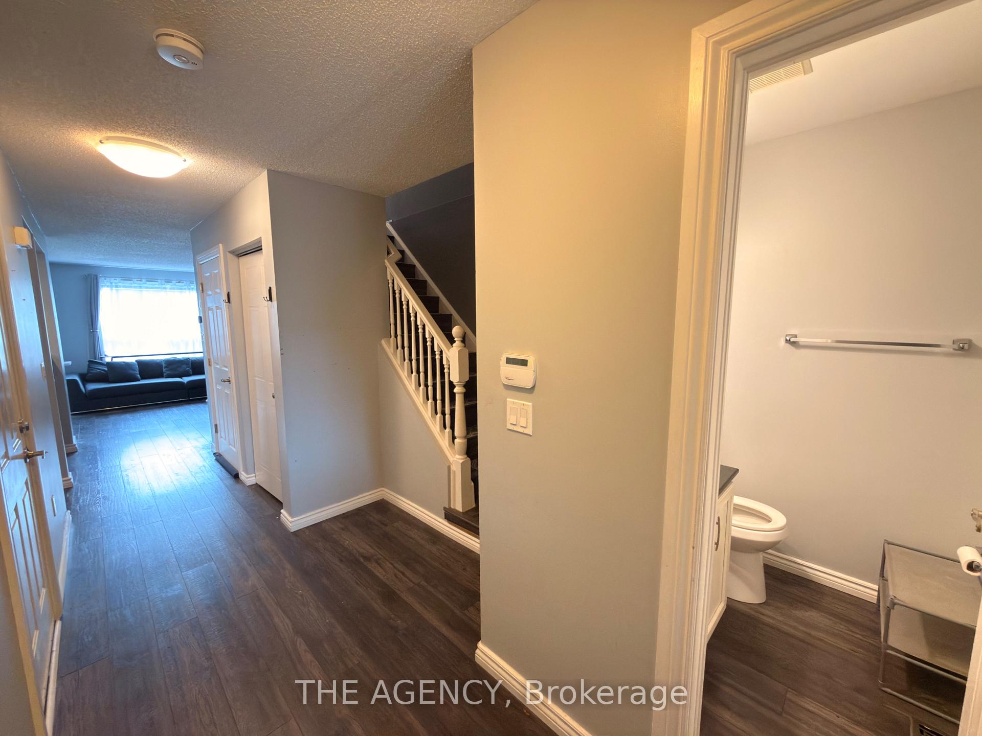 Photo 6 of 4 Porter Drive, Guelph, Pineridge/Westminster Woods — HOMEH