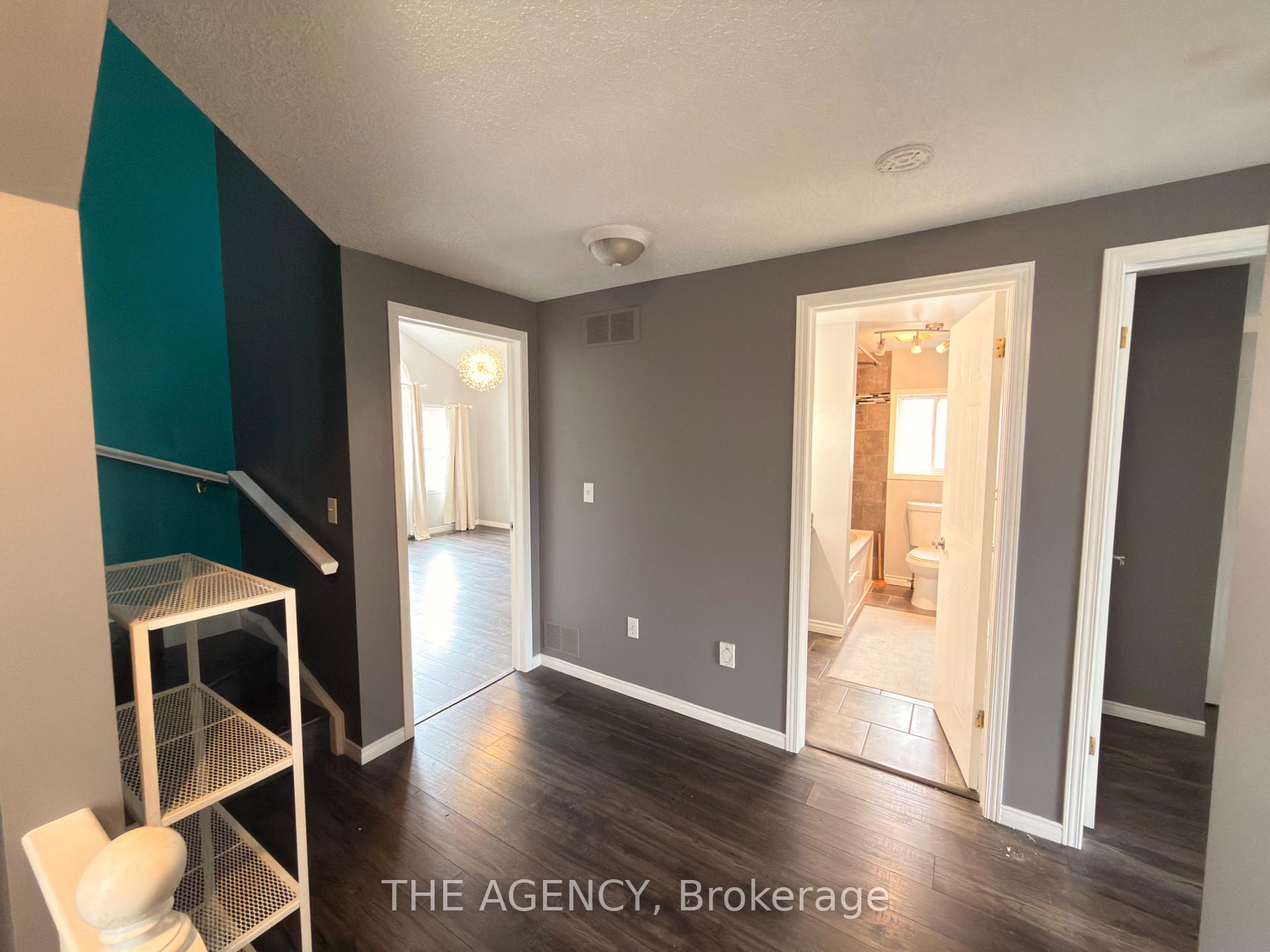 Photo 22 of 4 Porter Drive, Guelph, Pineridge/Westminster Woods — HOMEH