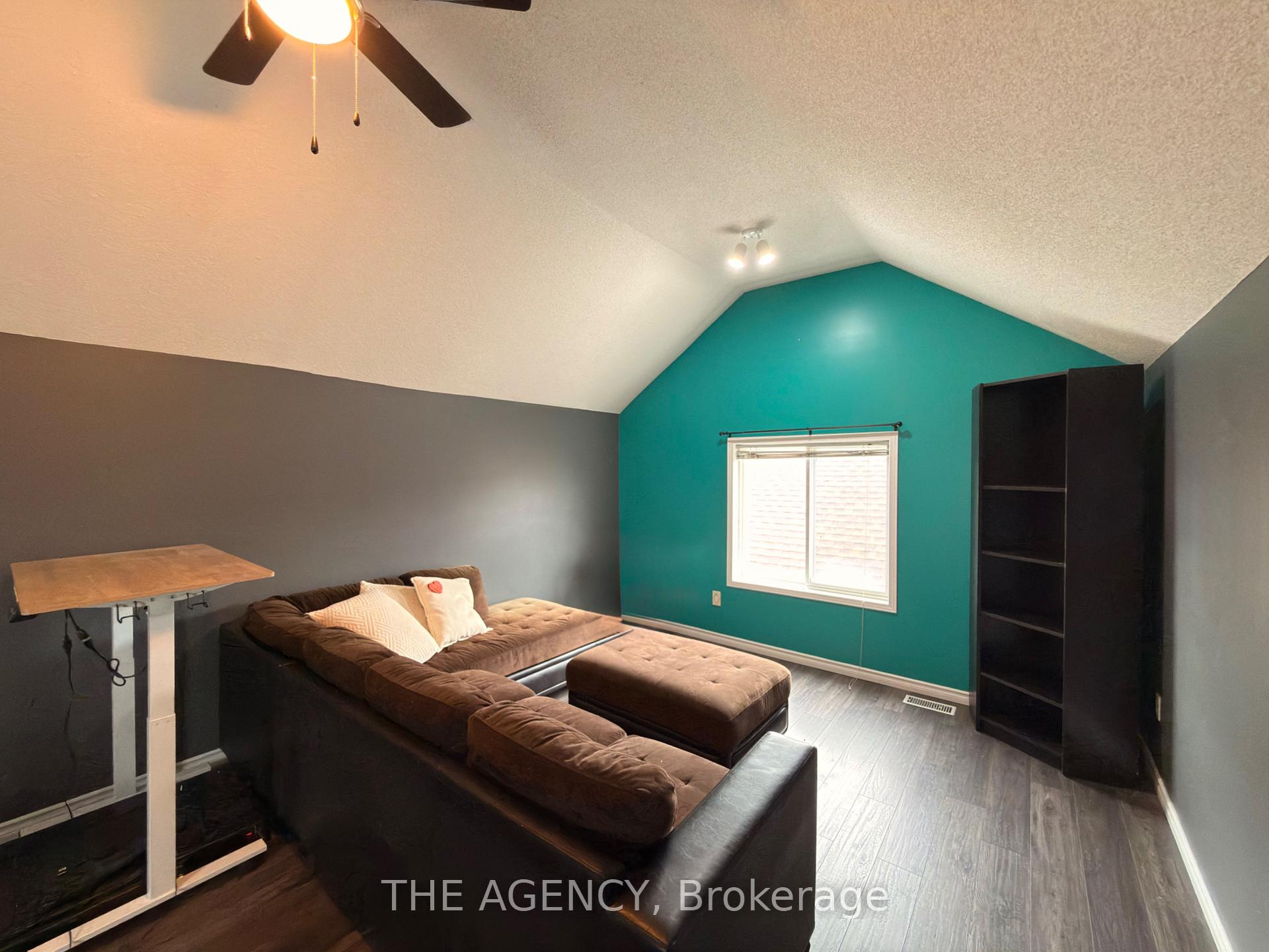 Photo 39 of 4 Porter Drive, Guelph, Pineridge/Westminster Woods — HOMEH