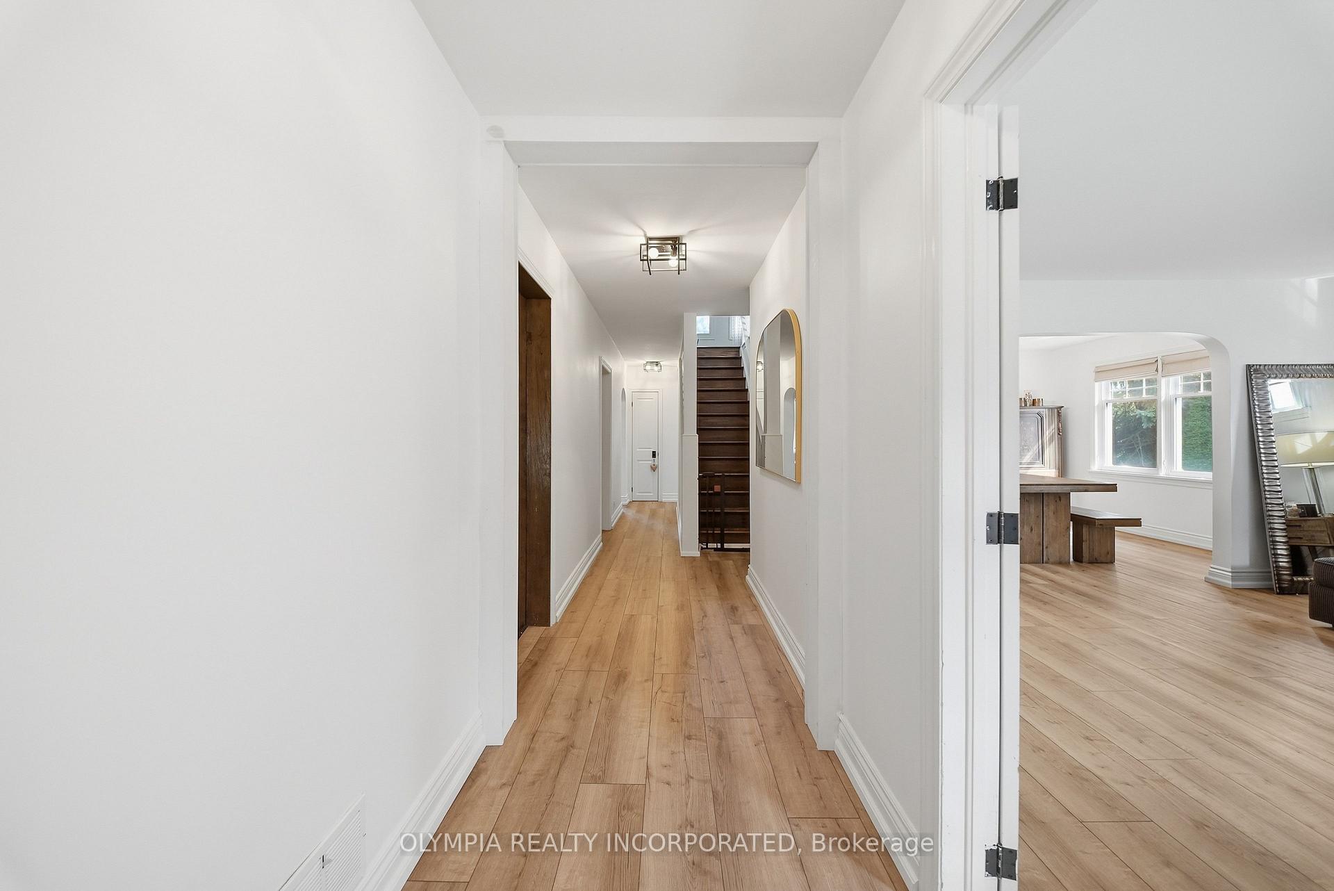 Photo 6 of 3828 St Peter Avenue, Niagara Falls, Stamford — HOMEH