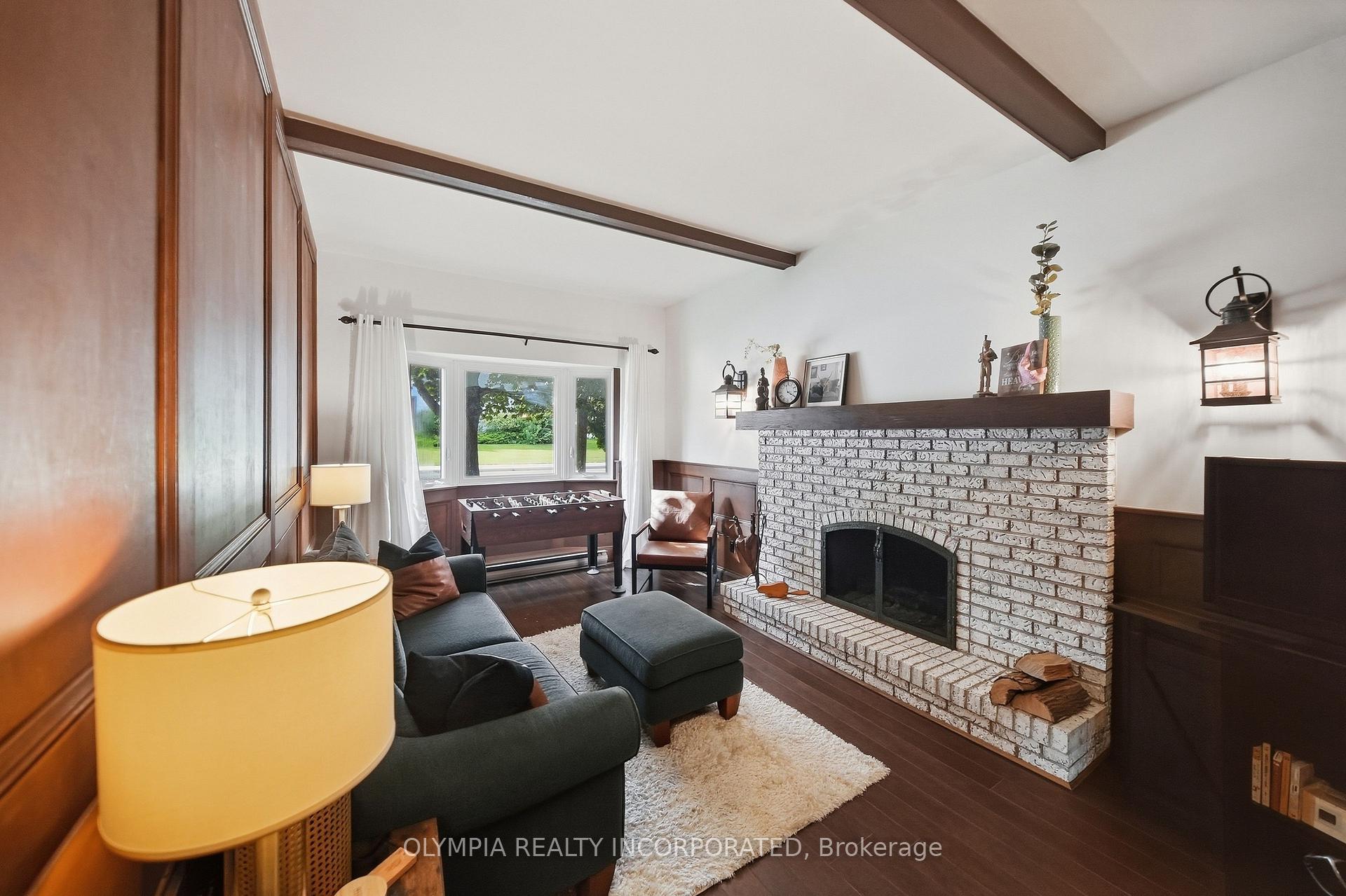 Photo 8 of 3828 St Peter Avenue, Niagara Falls, Stamford — HOMEH
