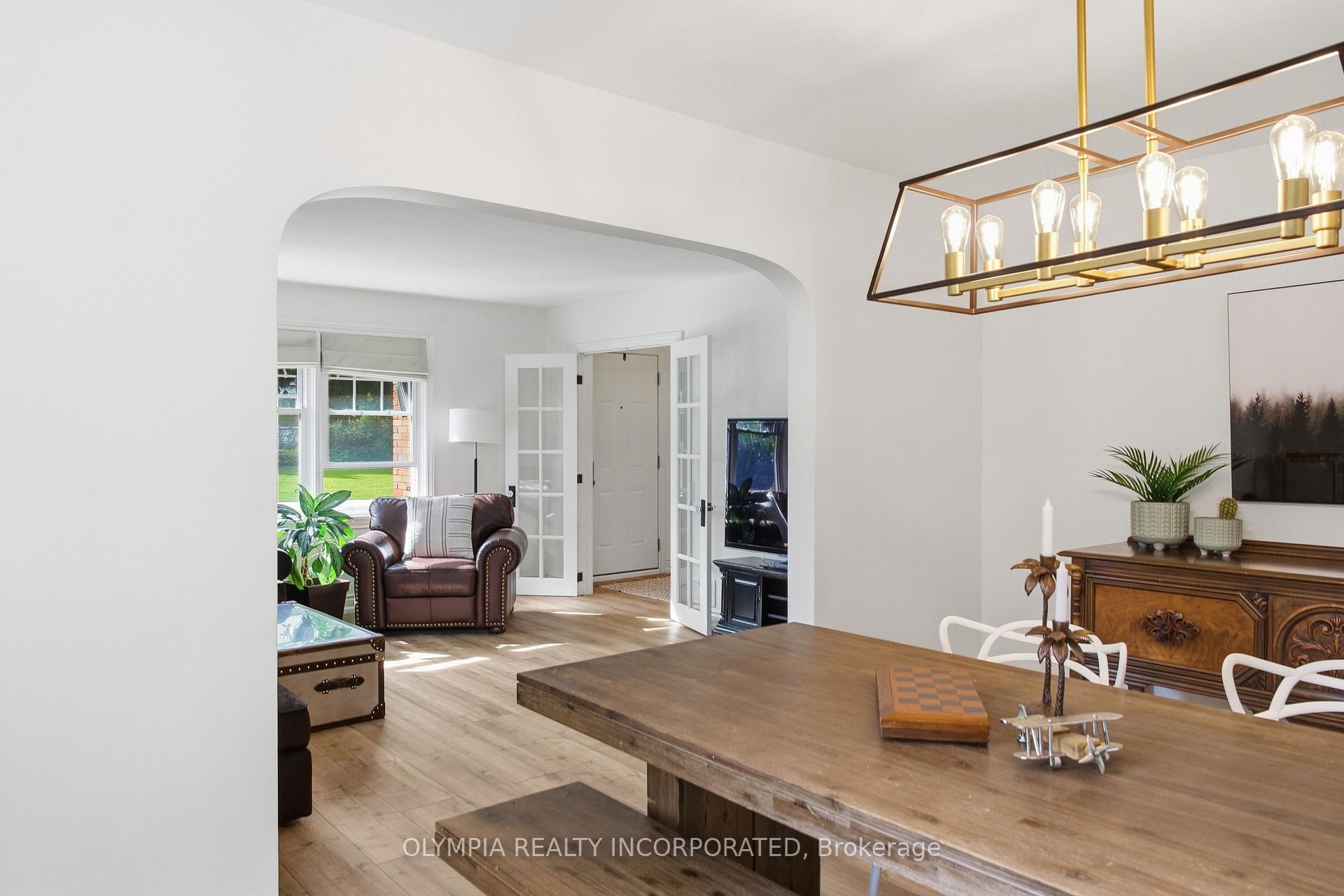 Photo 13 of 3828 St Peter Avenue, Niagara Falls, Stamford — HOMEH