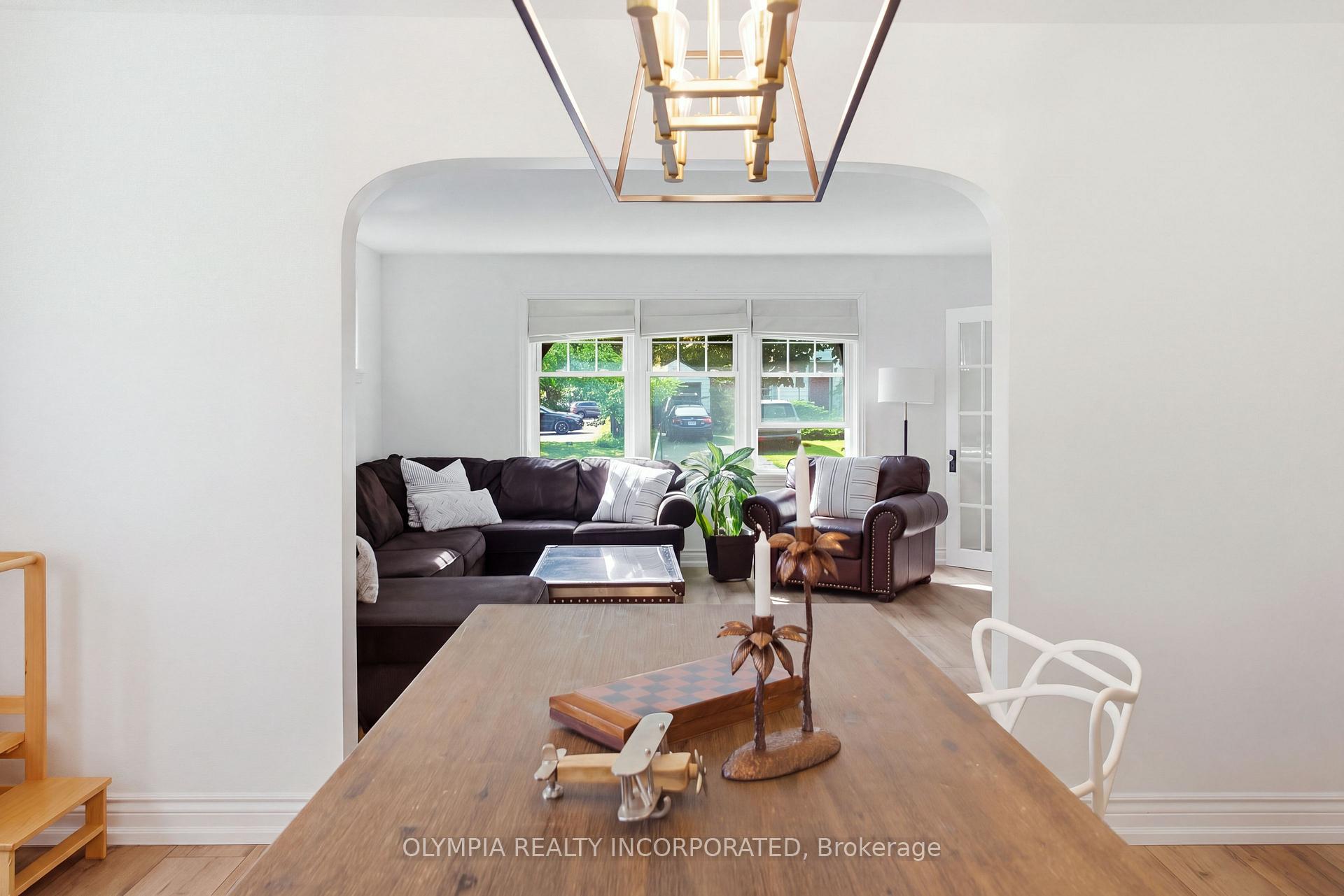 Photo 14 of 3828 St Peter Avenue, Niagara Falls, Stamford — HOMEH