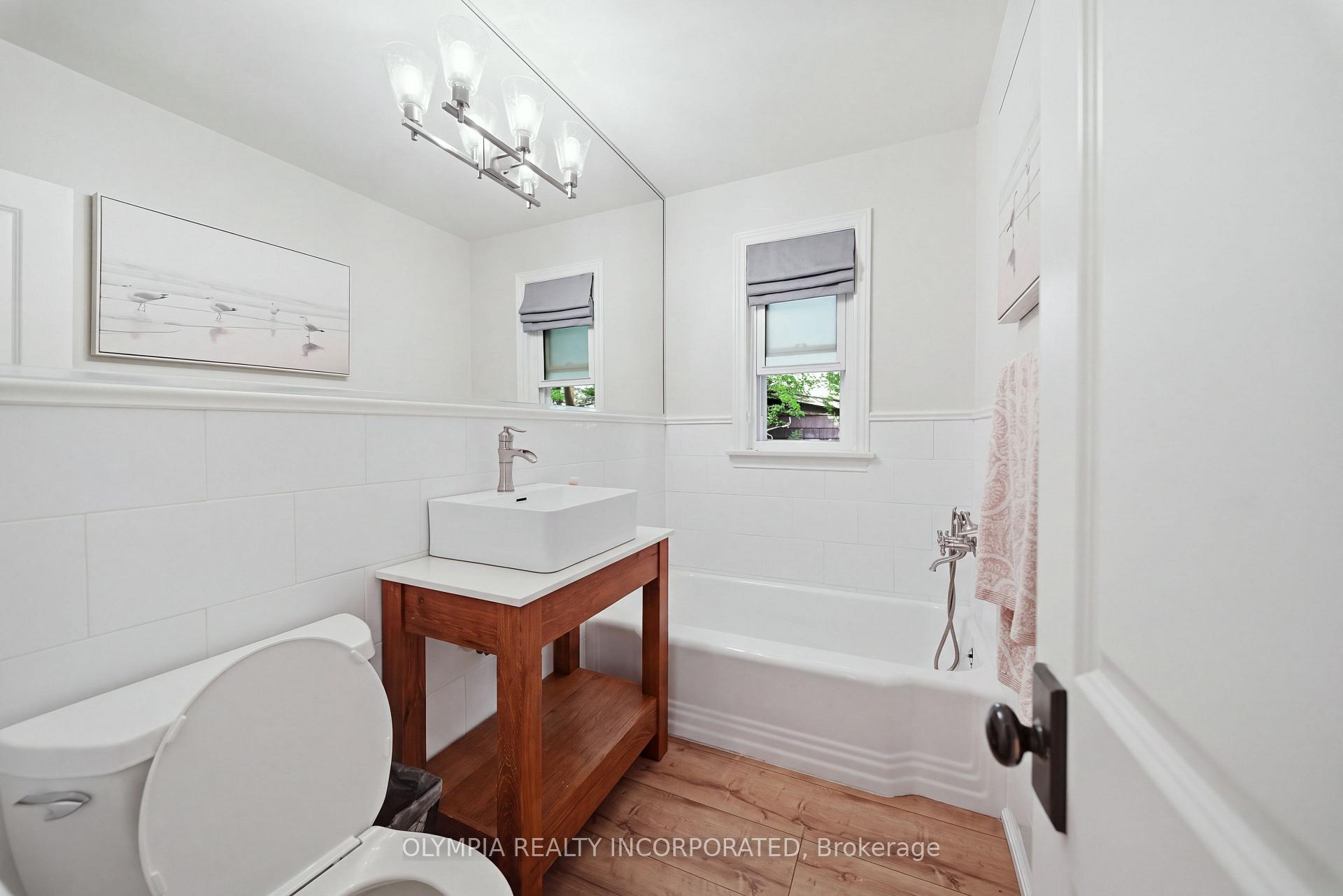 Photo 23 of 3828 St Peter Avenue, Niagara Falls, Stamford — HOMEH
