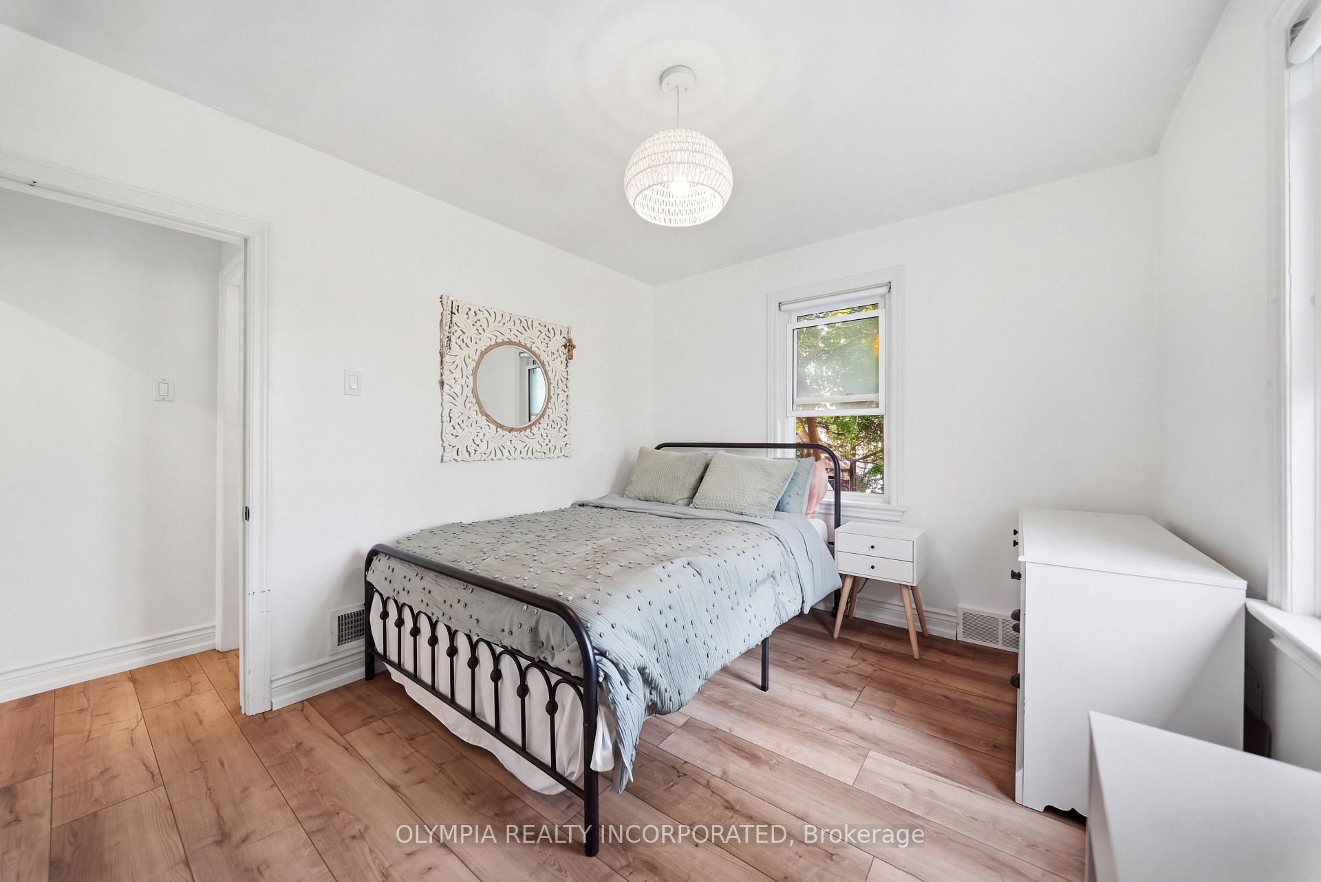 Photo 25 of 3828 St Peter Avenue, Niagara Falls, Stamford — HOMEH