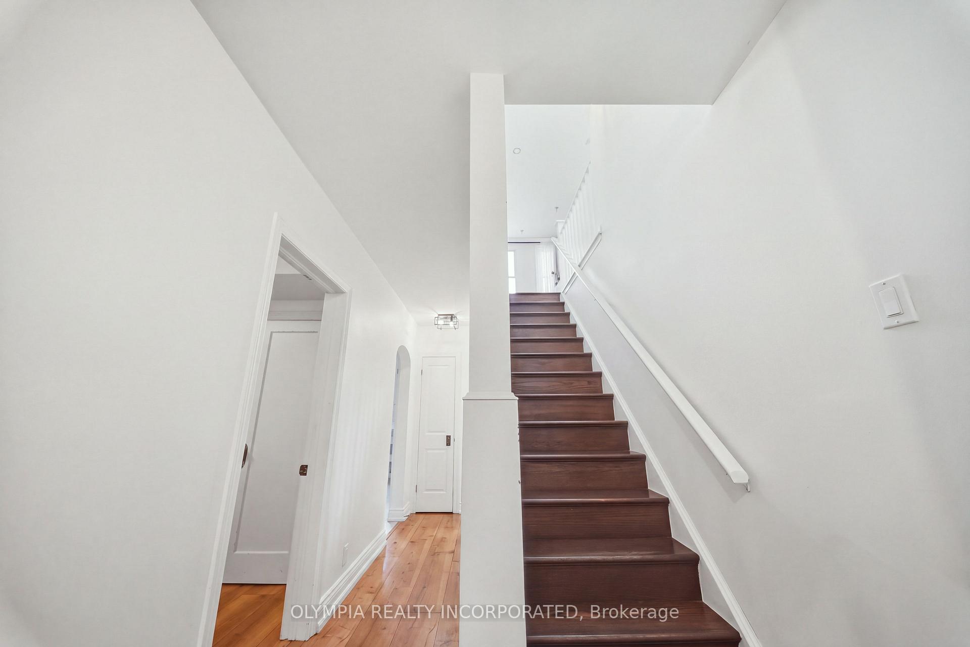 Photo 27 of 3828 St Peter Avenue, Niagara Falls, Stamford — HOMEH