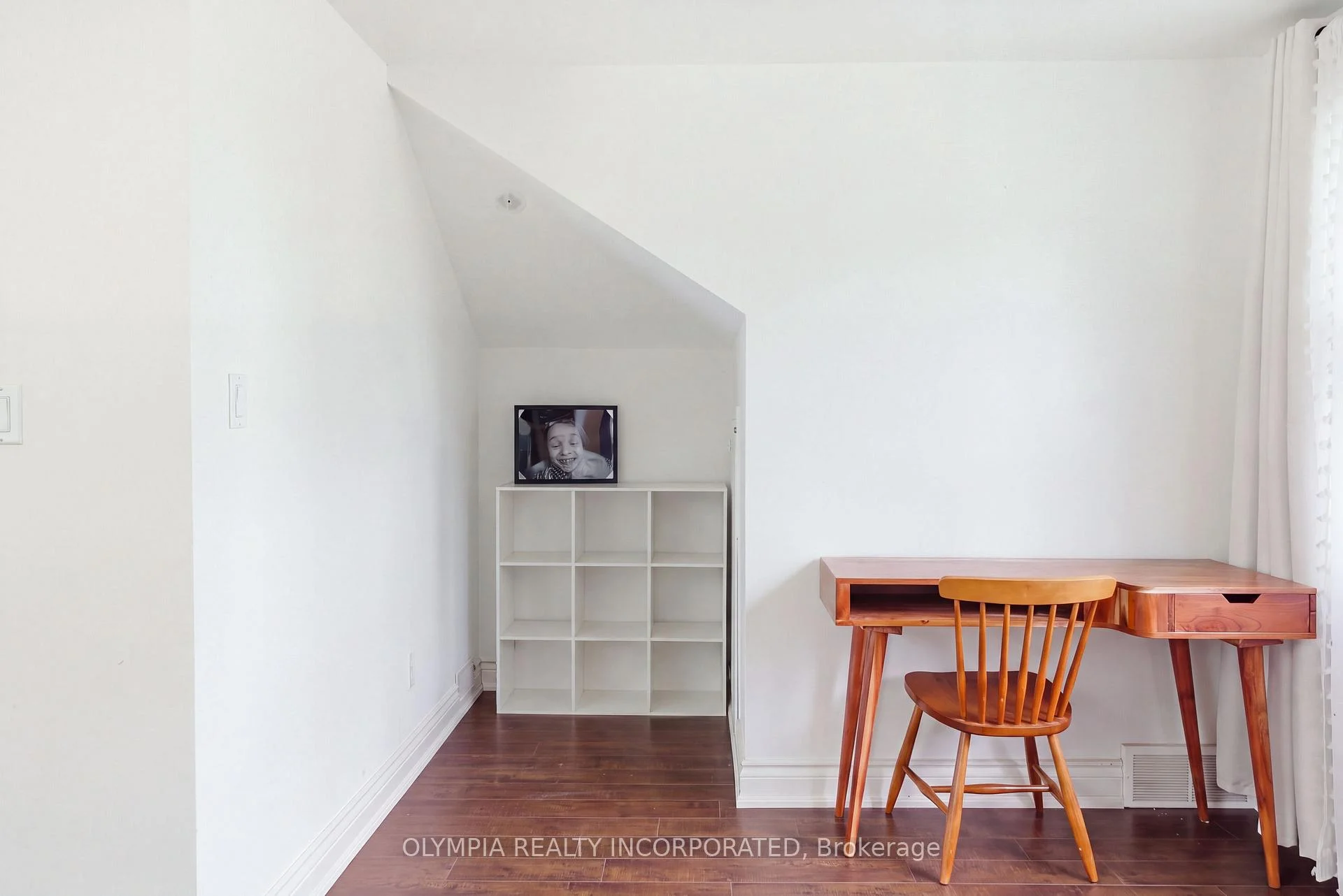 Photo 37 of 3828 St Peter Avenue, Niagara Falls, Stamford — HOMEH