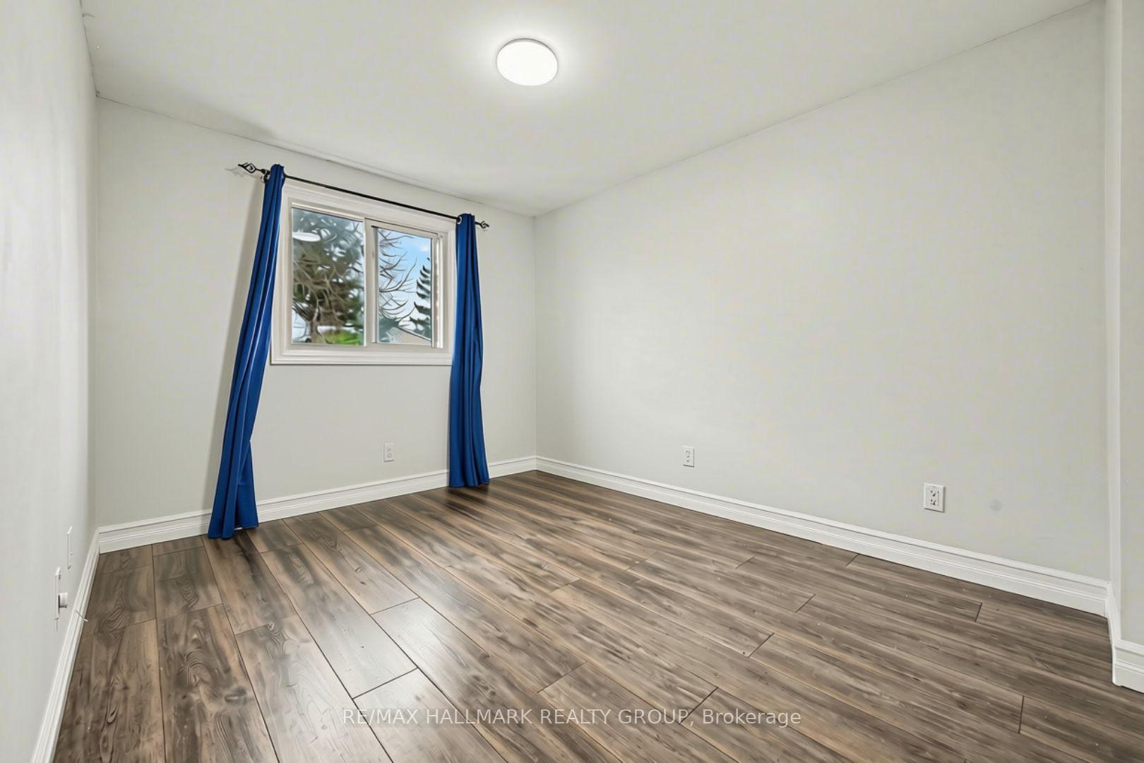 Photo 12 of 6 Wolfgang Drive, Ottawa, Barrhaven - Knollsbrook — HOMEH