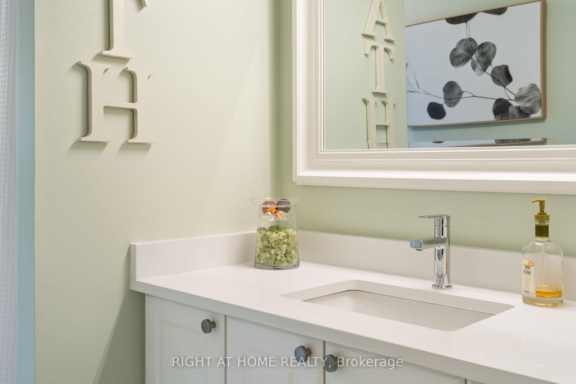 Photo 37 of 103 Borealis Crescent, Ottawa, Carson Meadows — HOMEH