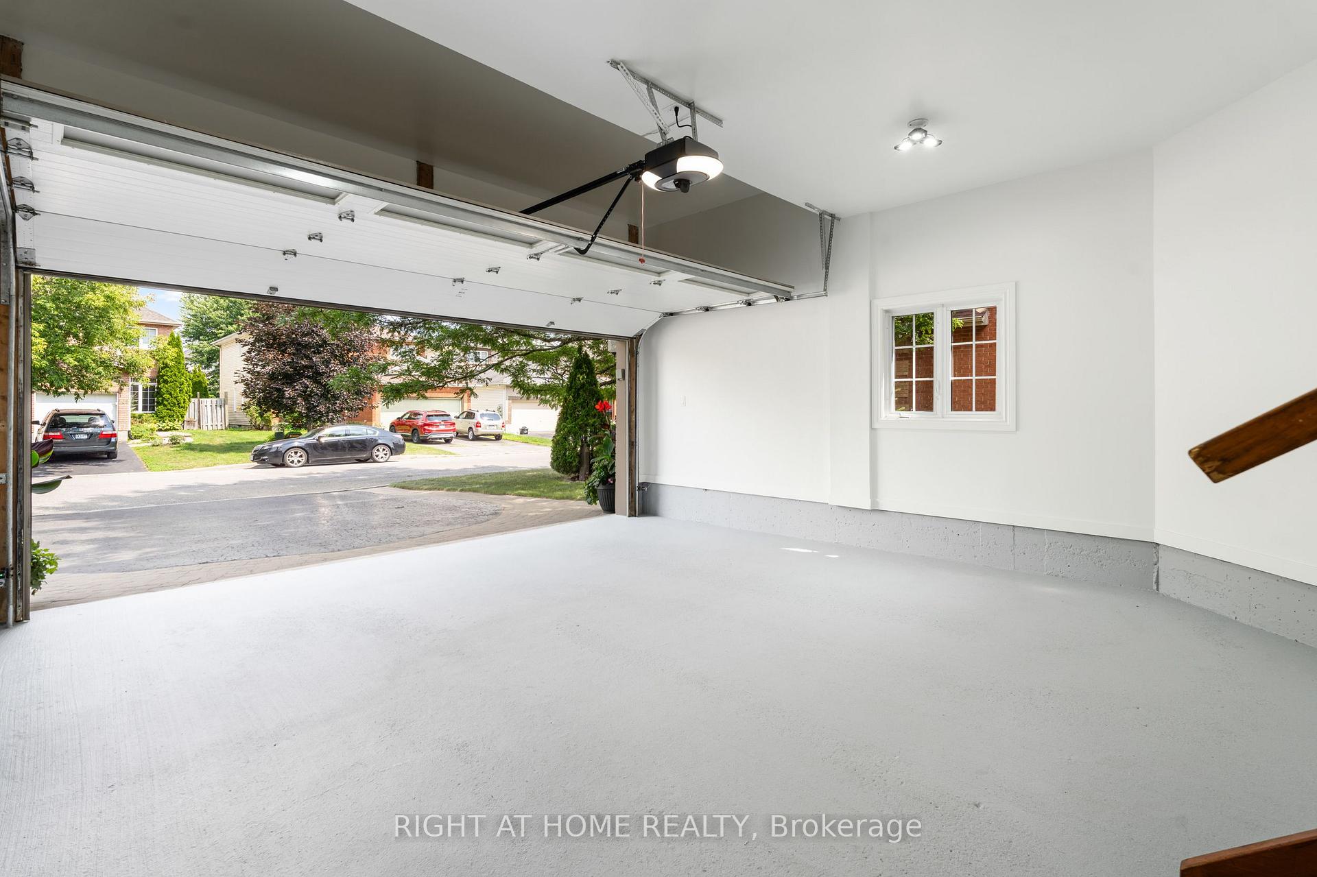 Photo 39 of 103 Borealis Crescent, Ottawa, Carson Meadows — HOMEH