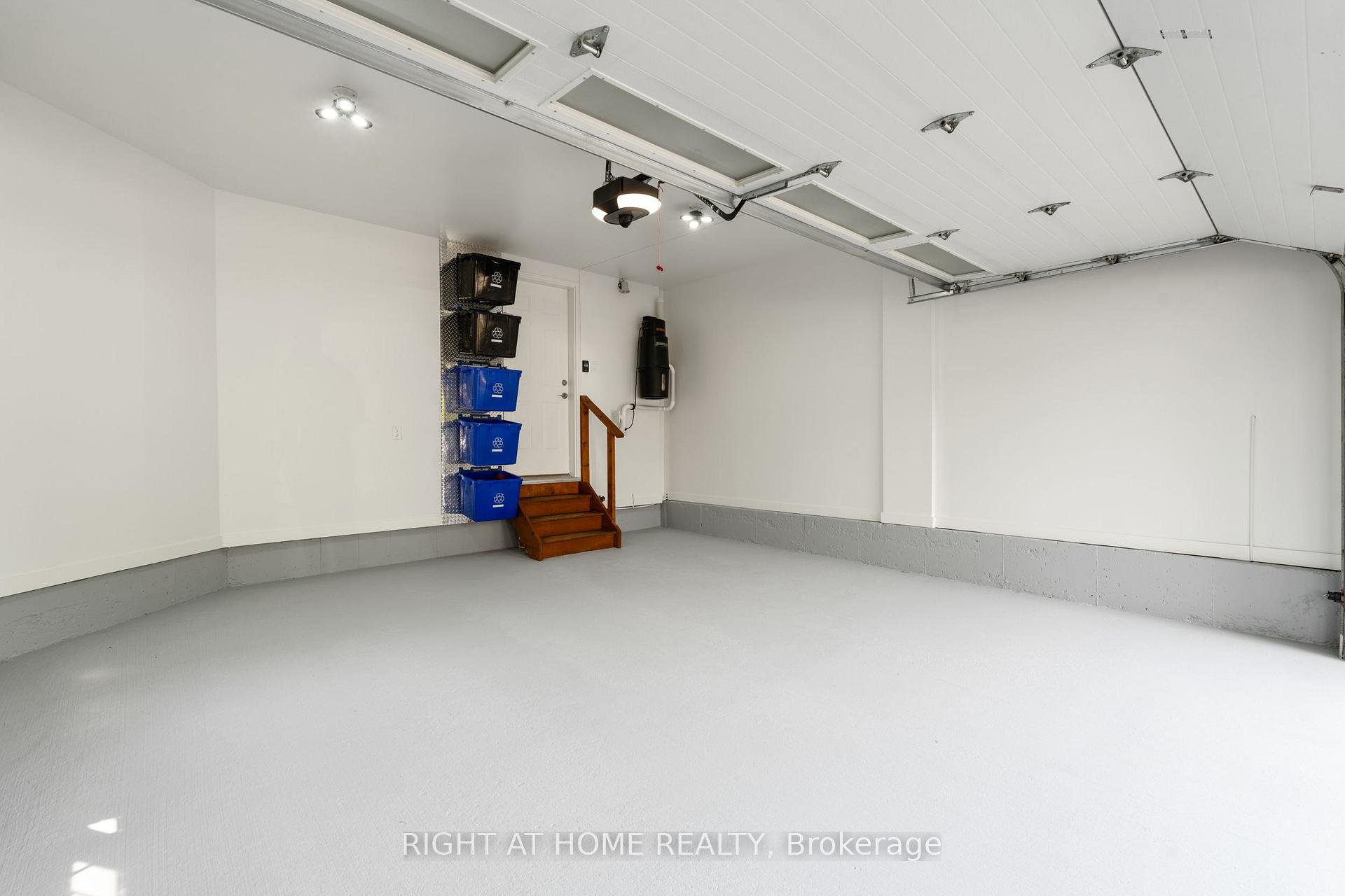 Photo 40 of 103 Borealis Crescent, Ottawa, Carson Meadows — HOMEH