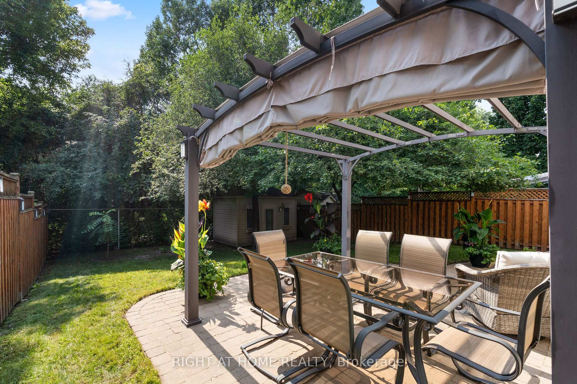 Photo 44 of 103 Borealis Crescent, Ottawa, Carson Meadows — HOMEH