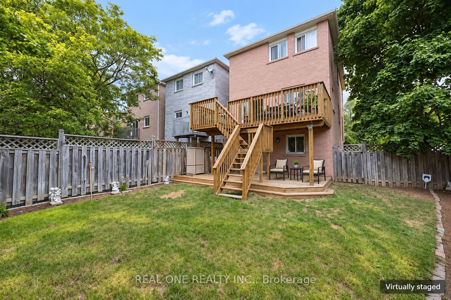 Photo 2 of 2614 Addingham Crescent, Oakville, Clearview — HOMEH