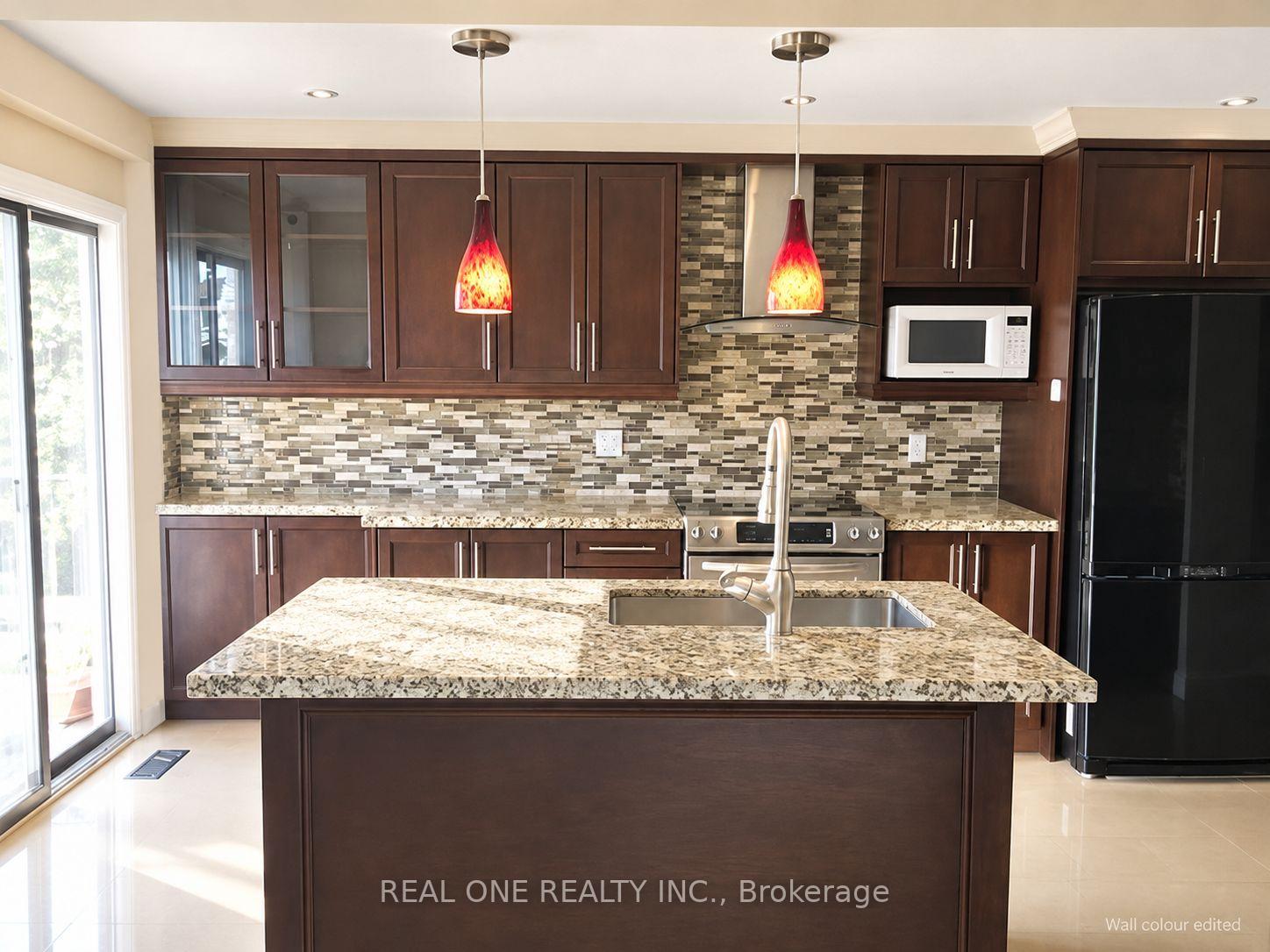 Photo 4 of 2614 Addingham Crescent, Oakville, Clearview — HOMEH