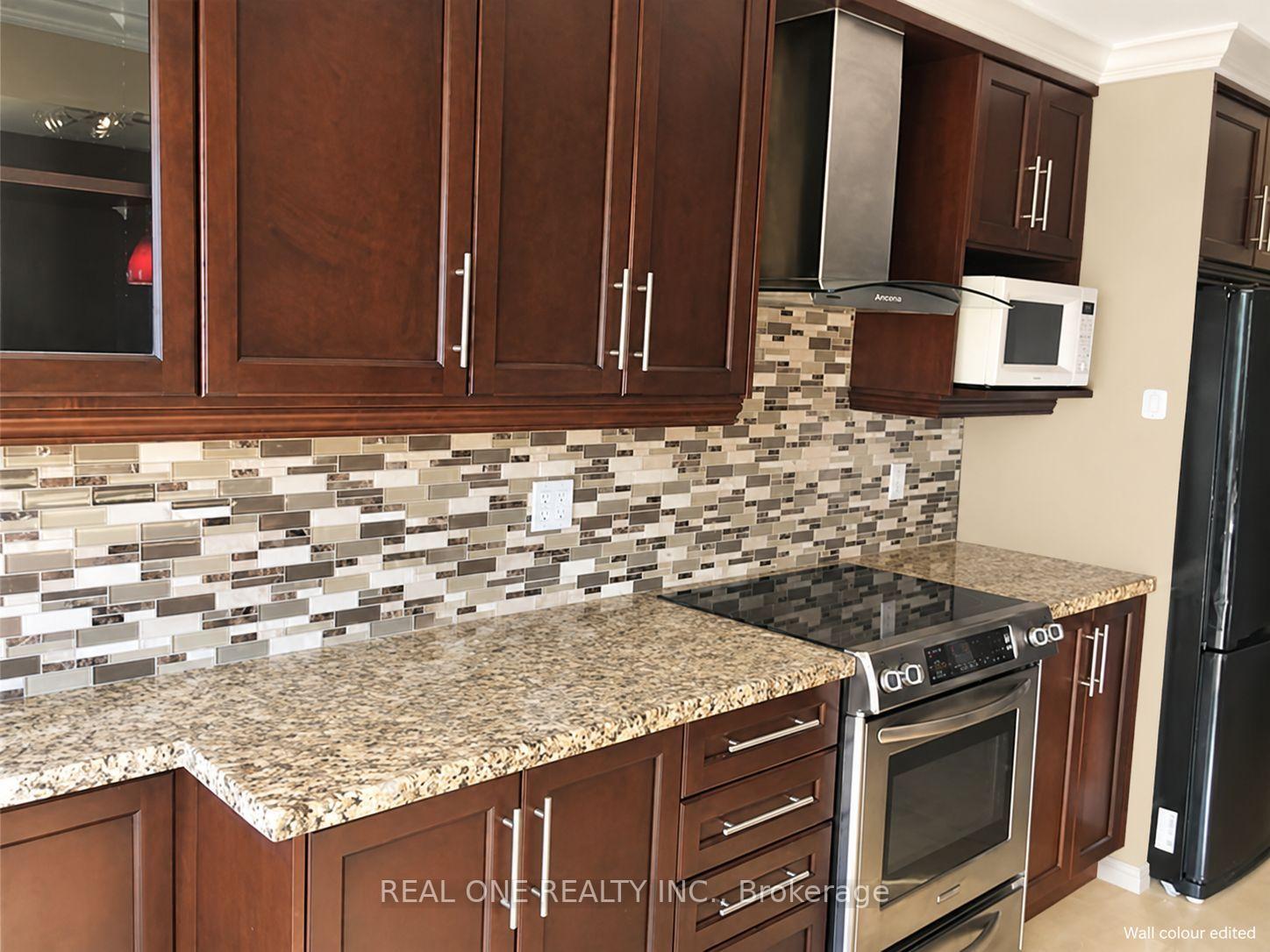 Photo 5 of 2614 Addingham Crescent, Oakville, Clearview — HOMEH