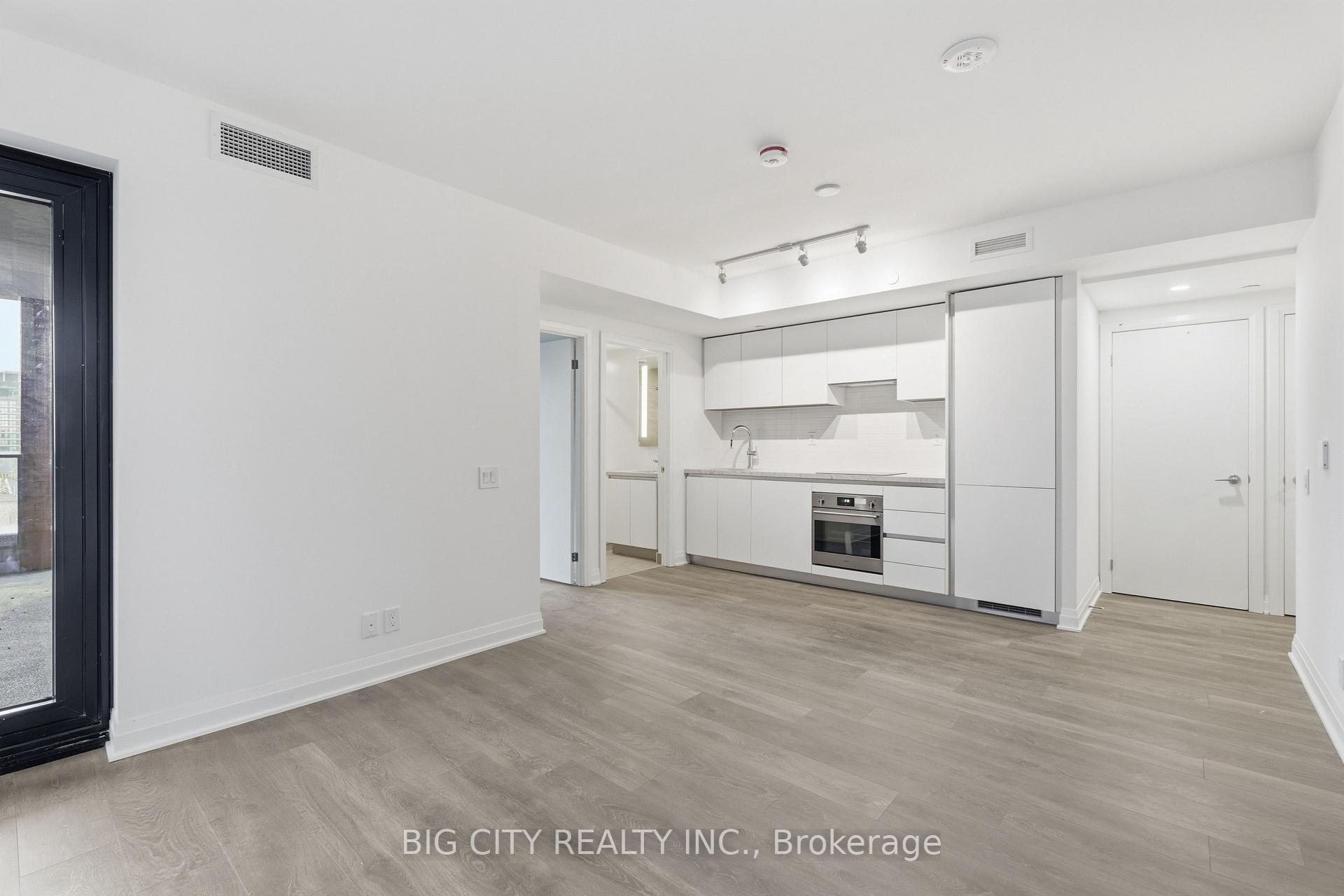 Photo 21 of Unit 407, 25 Frederick Todd Way, Toronto, Thorncliffe Park — HOMEH