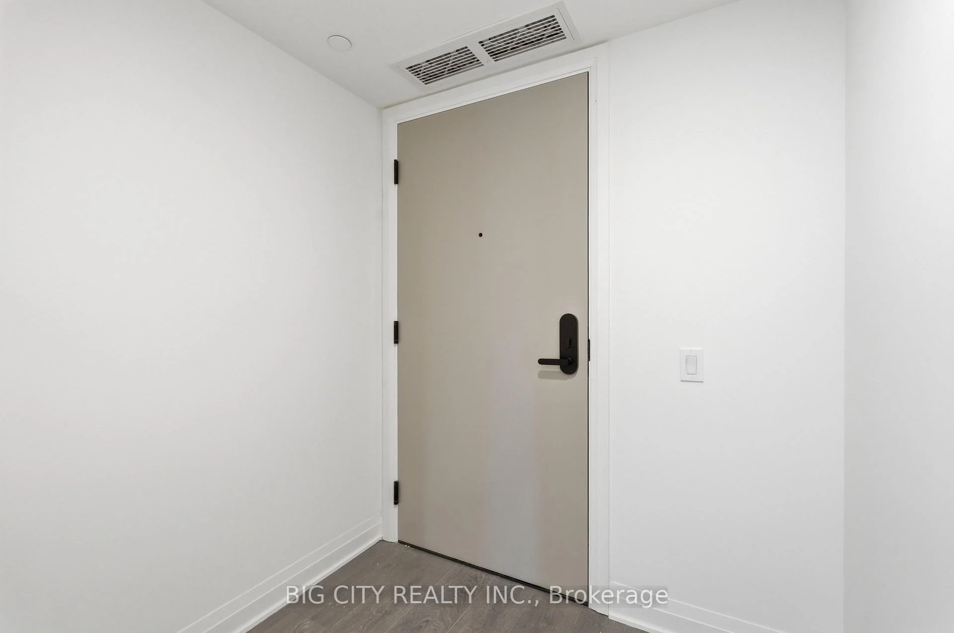 Photo 3 of Unit 407, 25 Frederick Todd Way, Toronto, Thorncliffe Park — HOMEH