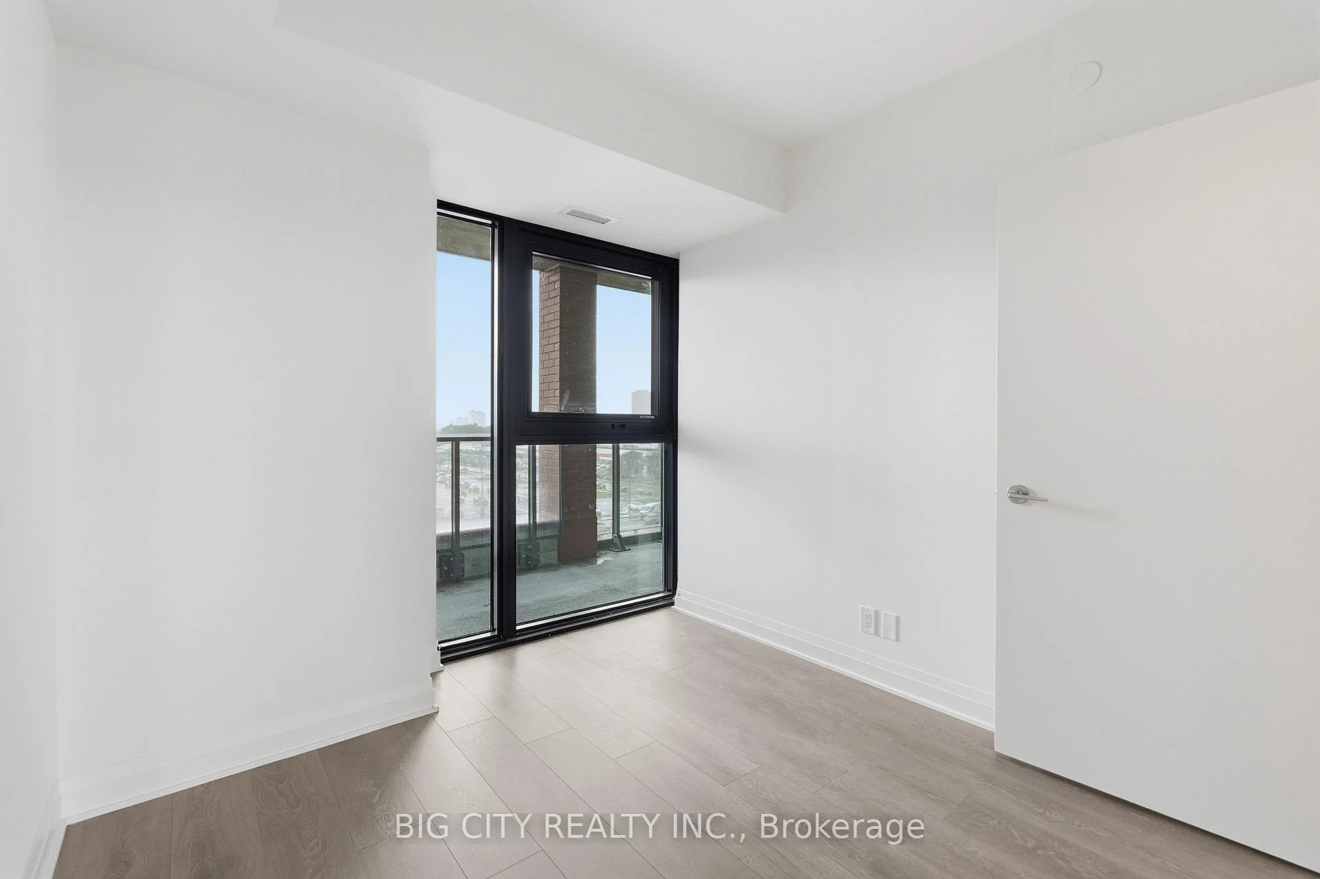 Photo 32 of Unit 407, 25 Frederick Todd Way, Toronto, Thorncliffe Park — HOMEH