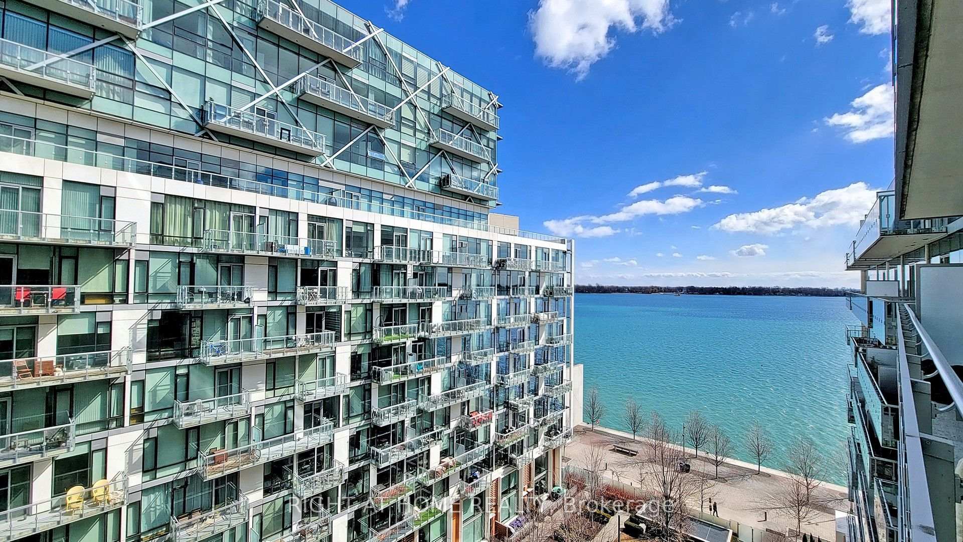 Photo 15 of Unit 920, 39 Queens Quay E, Toronto, Waterfront Communities — HOMEH