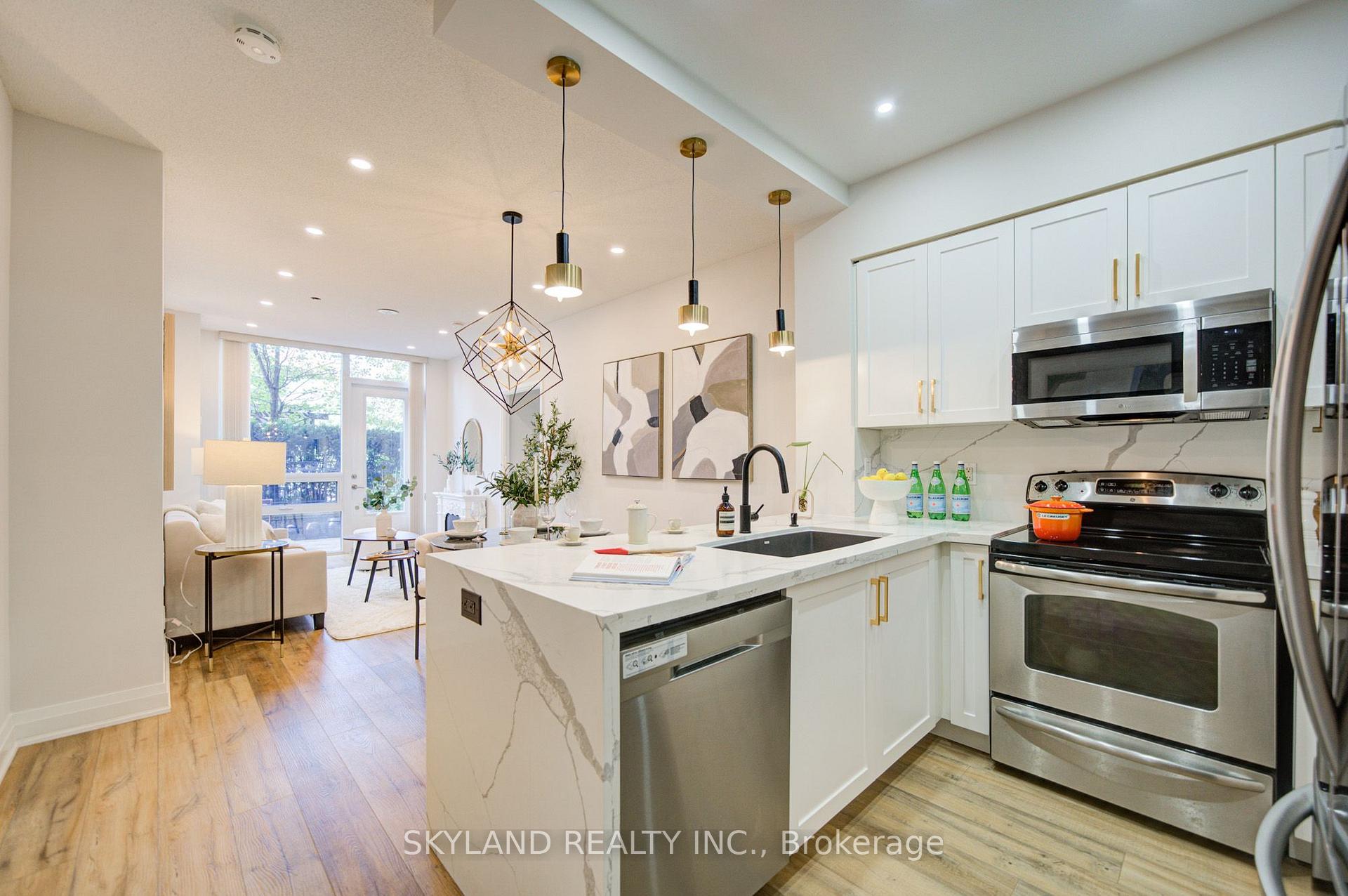 Photo of Unit 102, 520 Steeles Avenue W