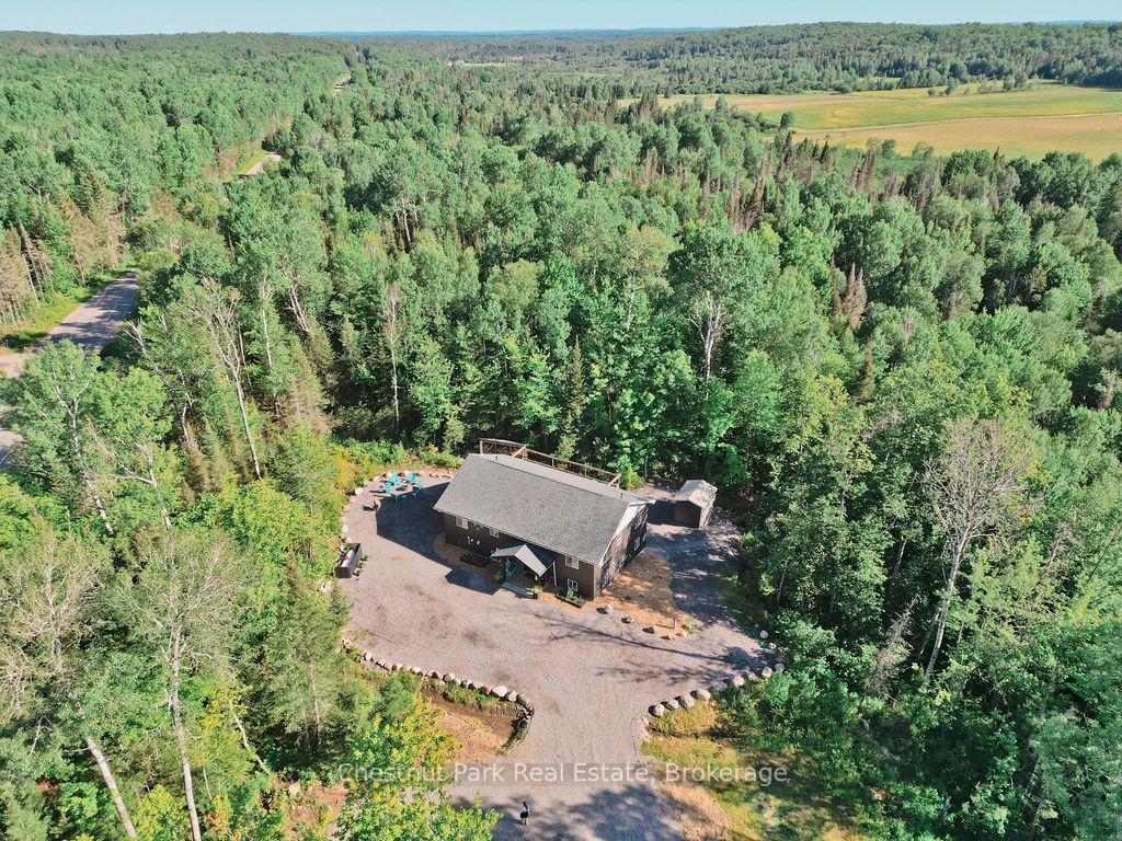 Photo of 1170 Alderdale Road