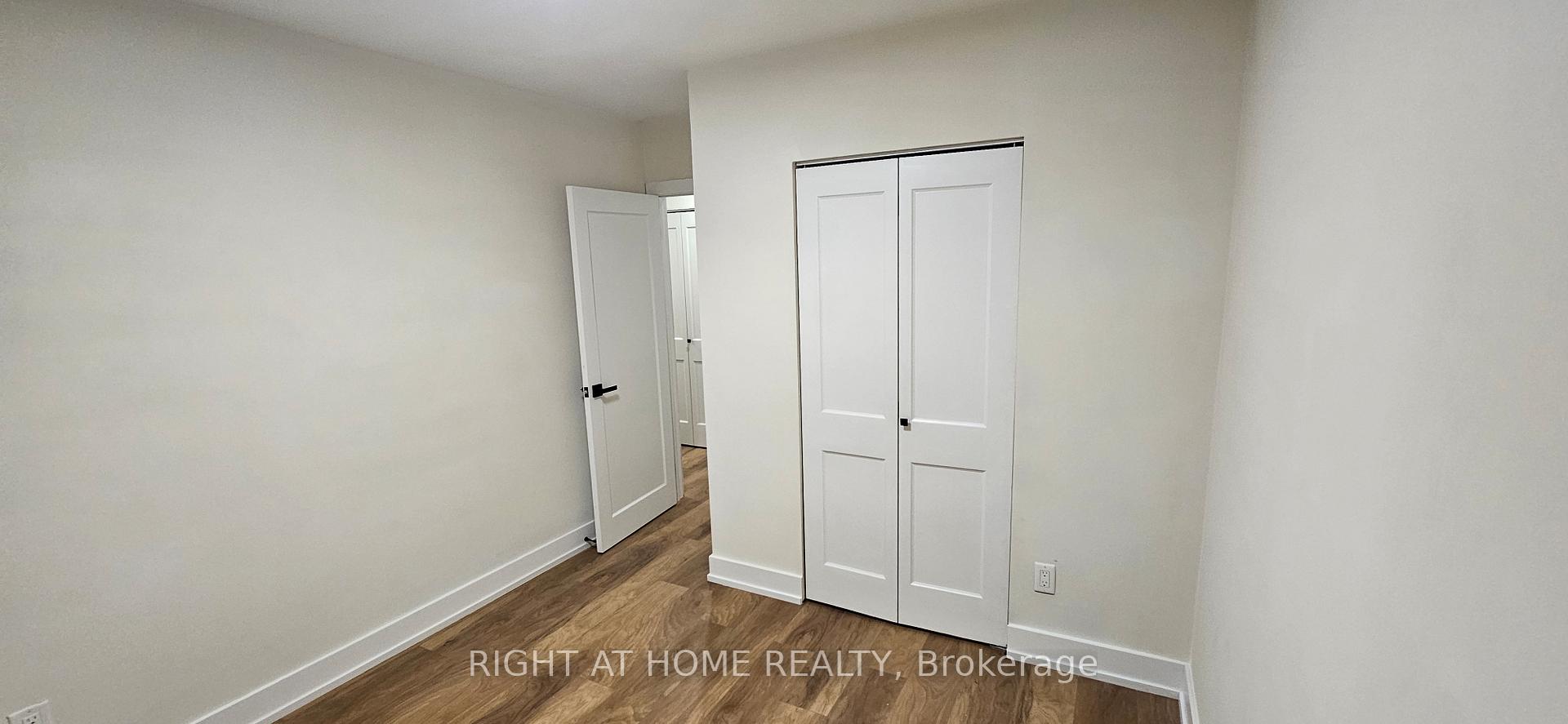 Photo 9 of Unit Main Floor, 38 Jasper Drive, Aurora, Aurora Heights — HOMEH
