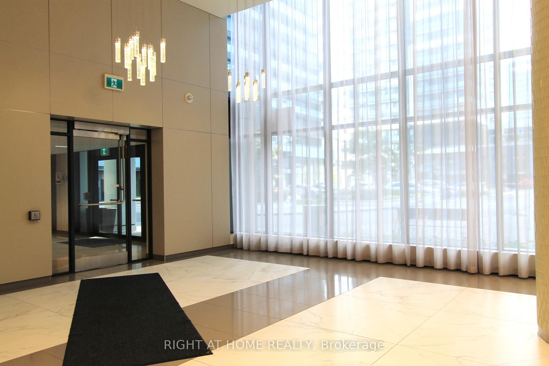 Photo 3 of Unit 907, 85 Oneida Crescent, Richmond Hill, Langstaff — HOMEH
