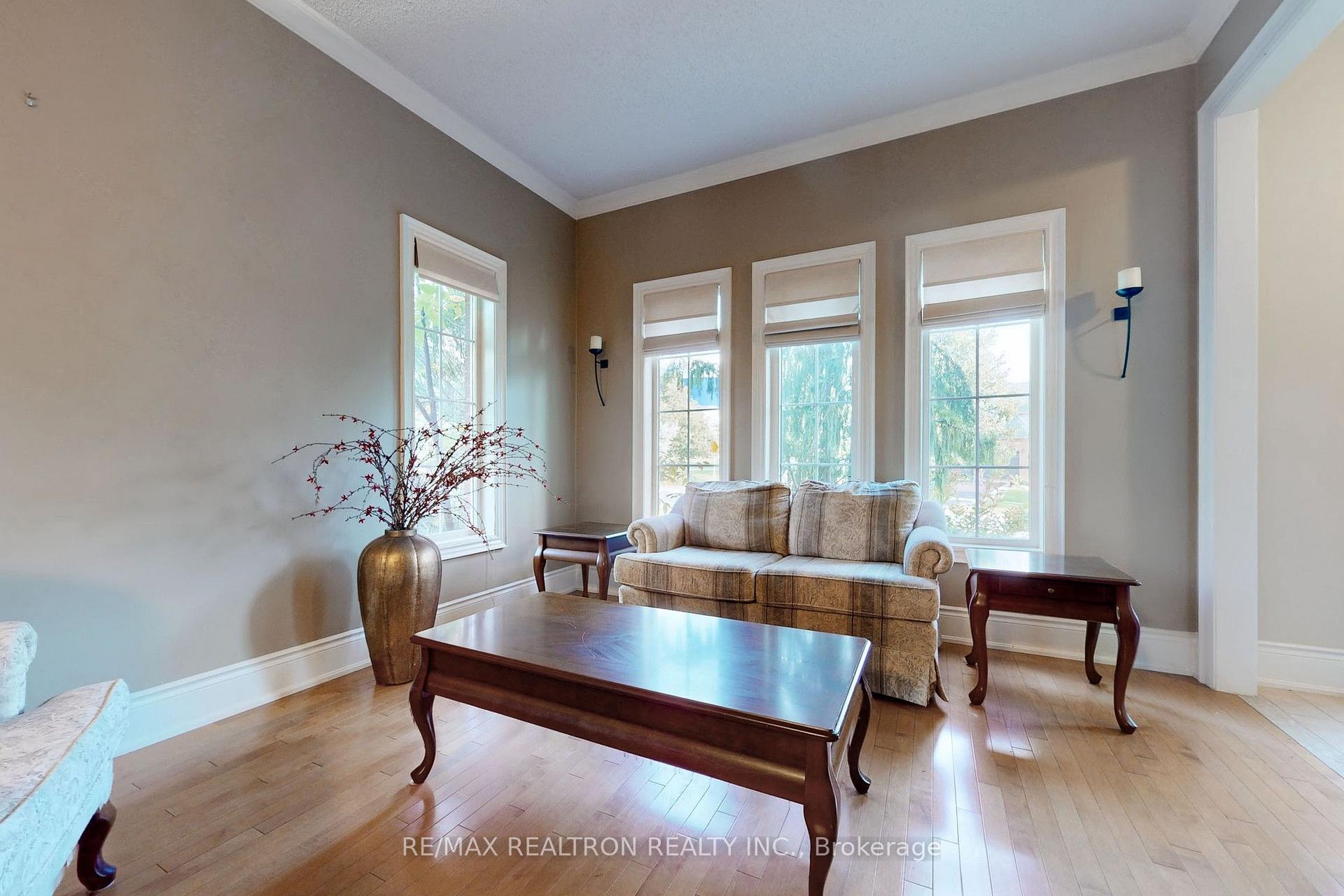 Photo 5 of 1021 Ivsbridge Boulevard, Newmarket, Stonehaven-Wyndham — HOMEH