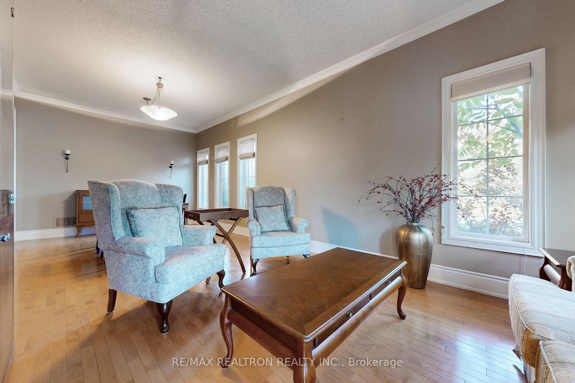 Photo 6 of 1021 Ivsbridge Boulevard, Newmarket, Stonehaven-Wyndham — HOMEH