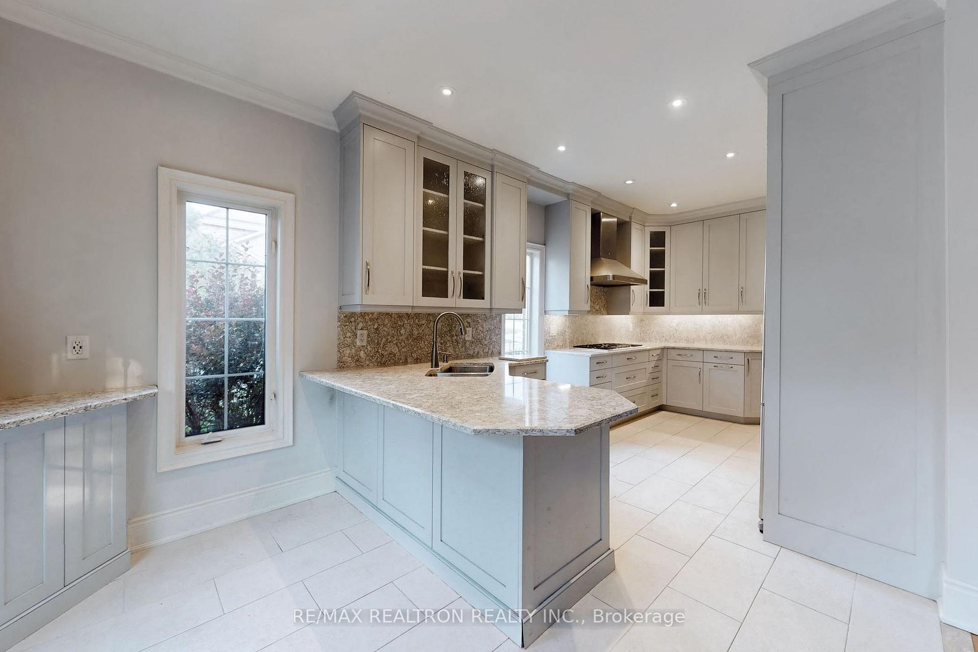 Photo 11 of 1021 Ivsbridge Boulevard, Newmarket, Stonehaven-Wyndham — HOMEH