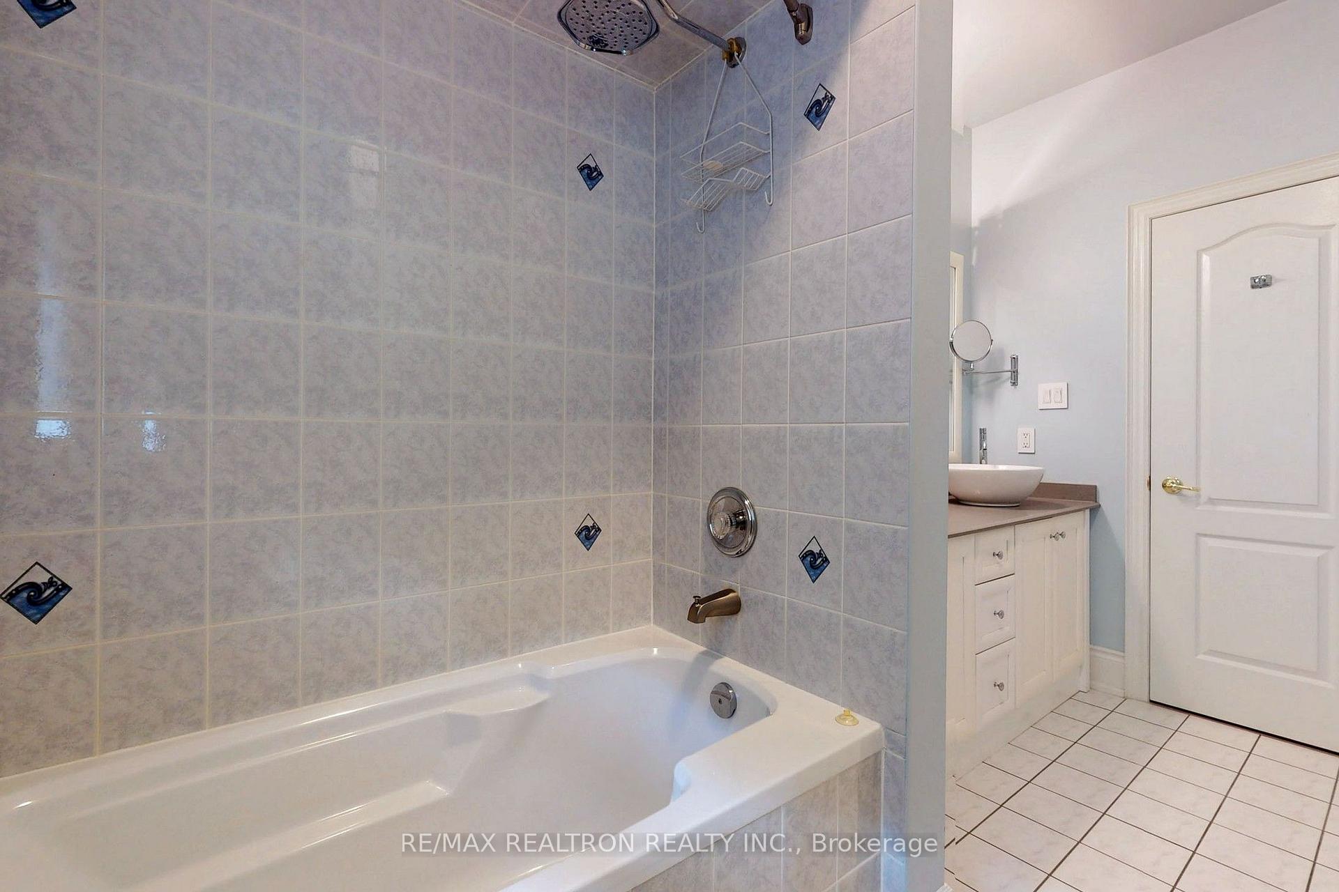 Photo 24 of 1021 Ivsbridge Boulevard, Newmarket, Stonehaven-Wyndham — HOMEH