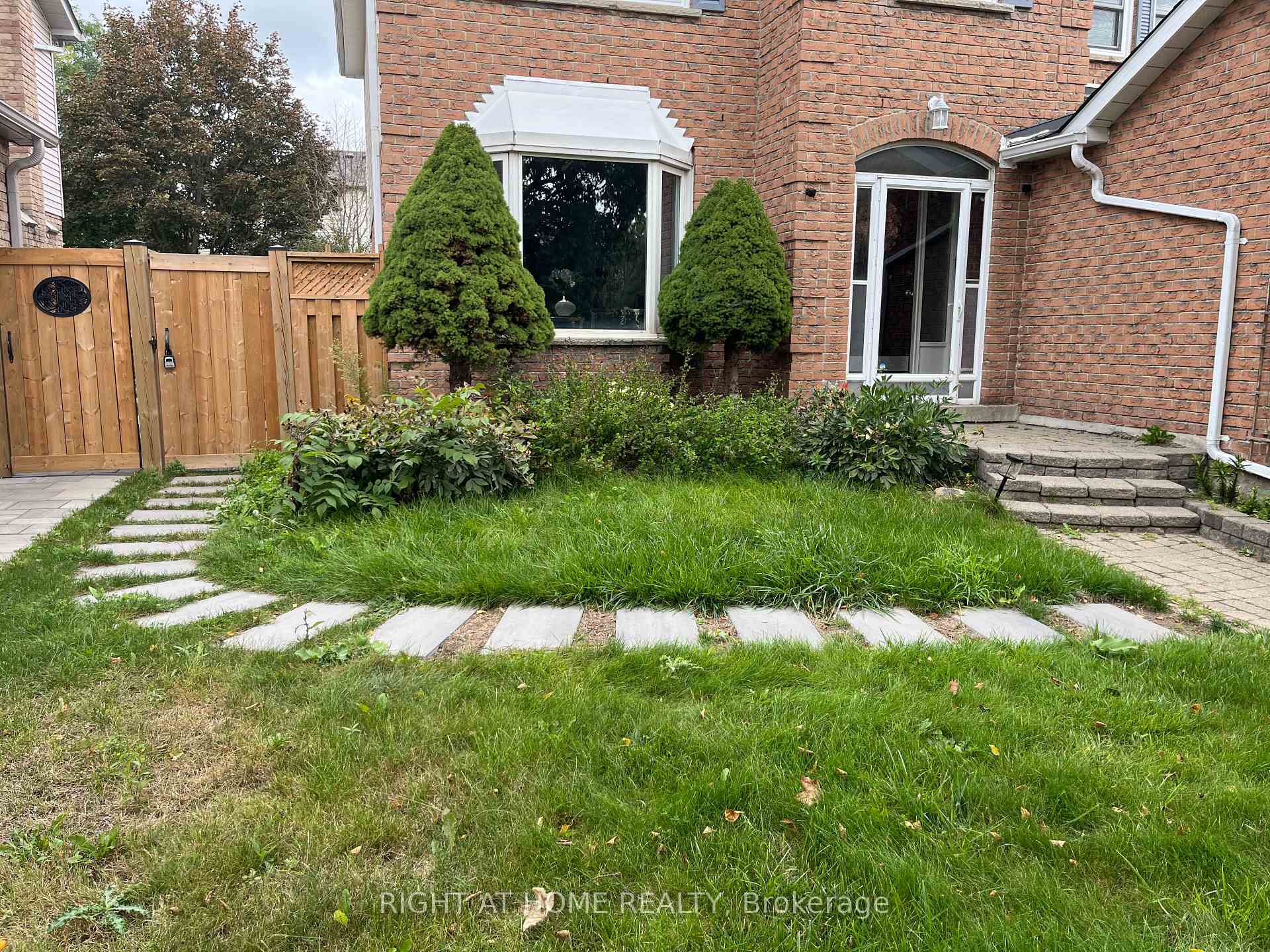 Photo 1 of 45 Stiver Drive, Newmarket, Bristol-London — HOMEH