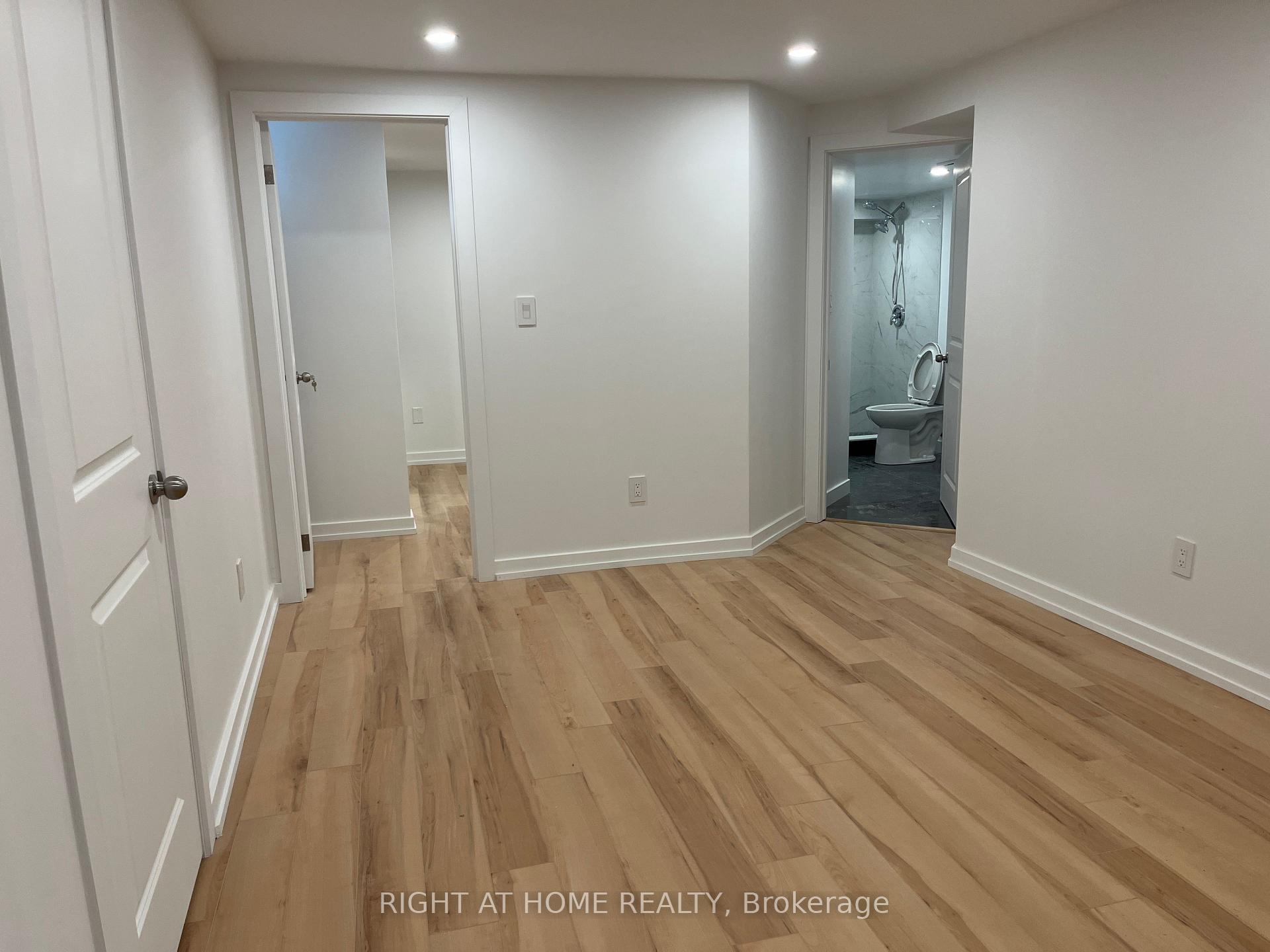Photo 3 of 45 Stiver Drive, Newmarket, Bristol-London — HOMEH