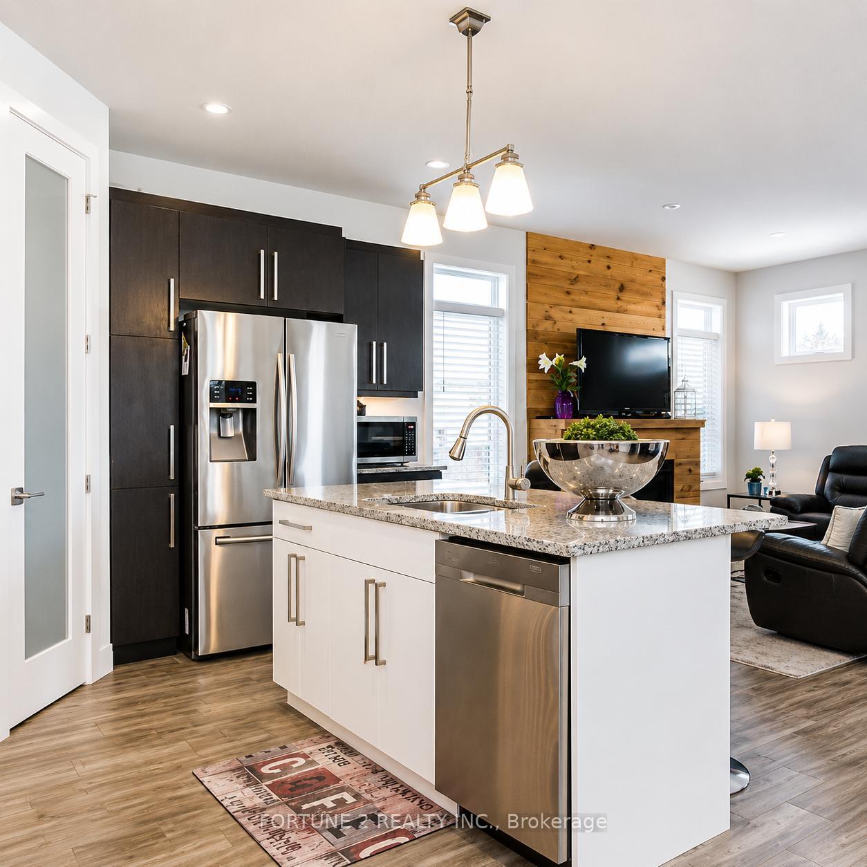 Photo 4 of 610 Freeport Street, London, North E — HOMEH