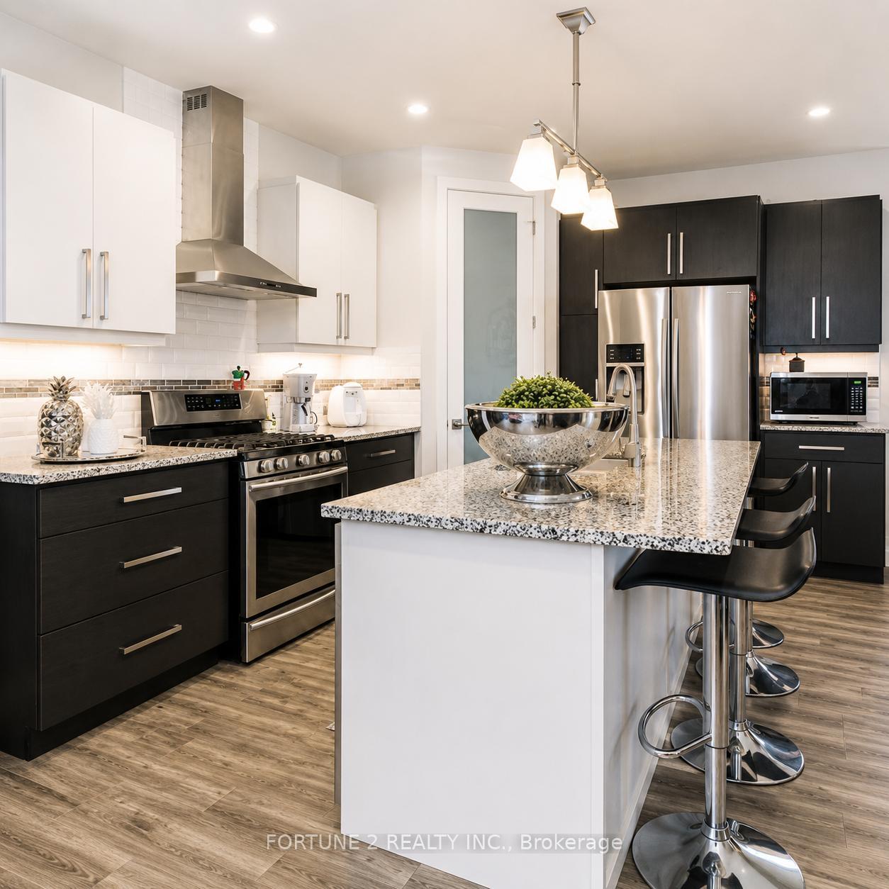 Photo 5 of 610 Freeport Street, London, North E — HOMEH