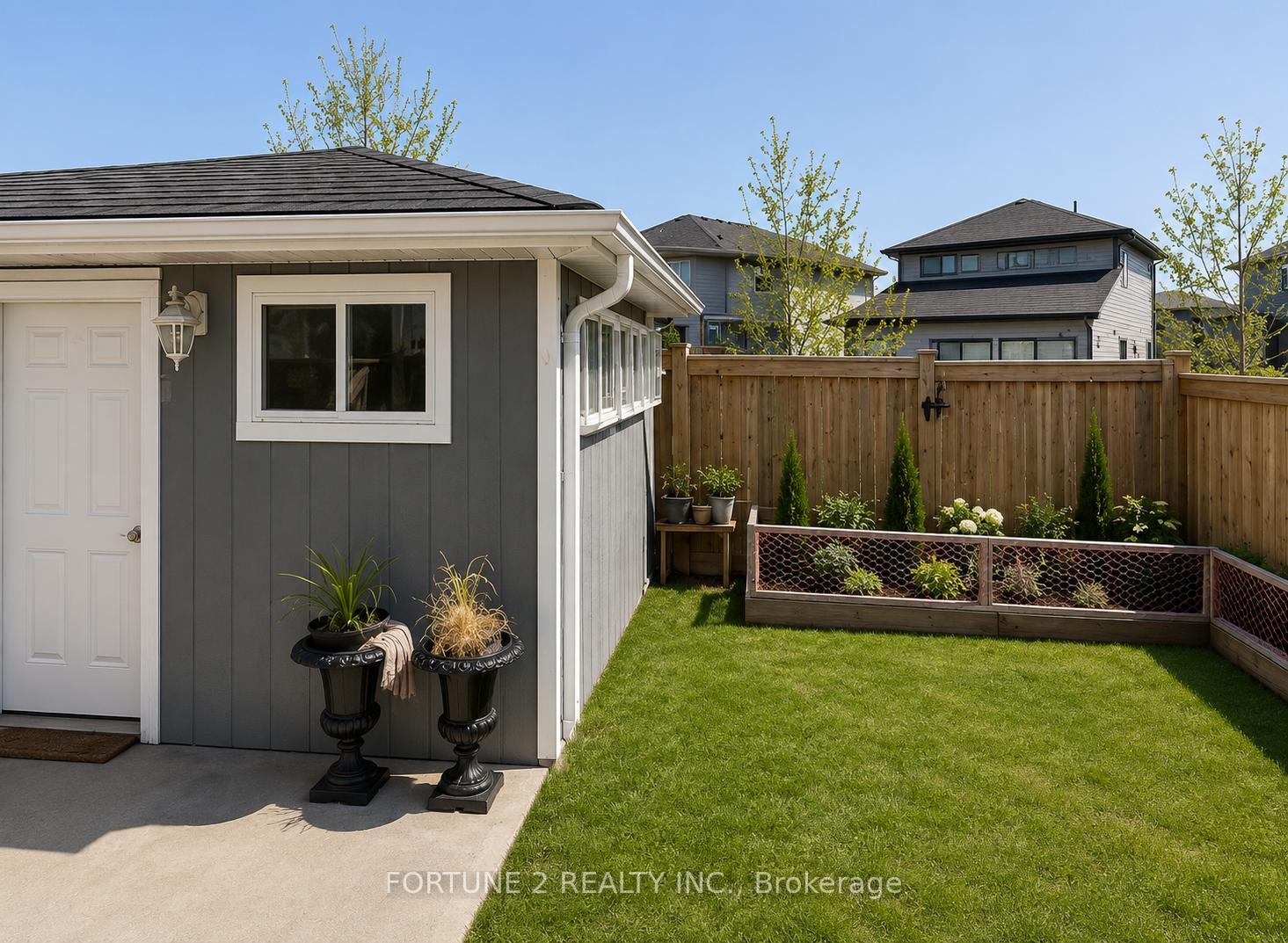 Photo 15 of 610 Freeport Street, London, North E — HOMEH