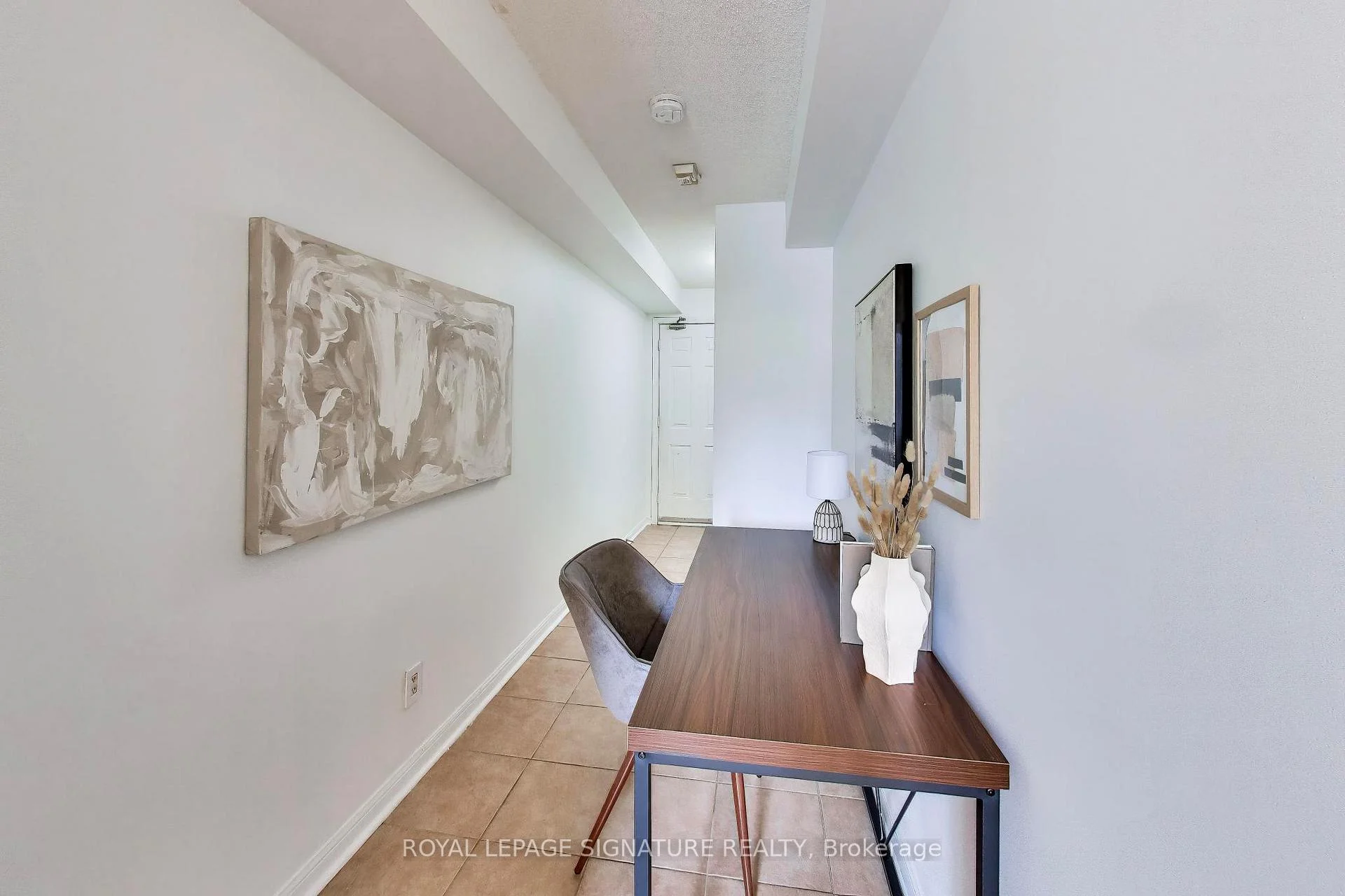 Photo 6 of 1 Crawford Street, Toronto, Niagara — HOMEH