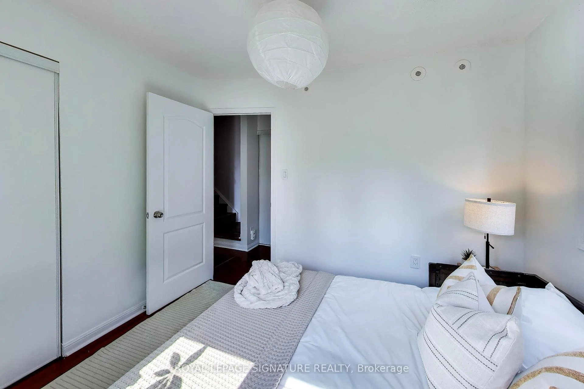 Photo 25 of 1 Crawford Street, Toronto, Niagara — HOMEH