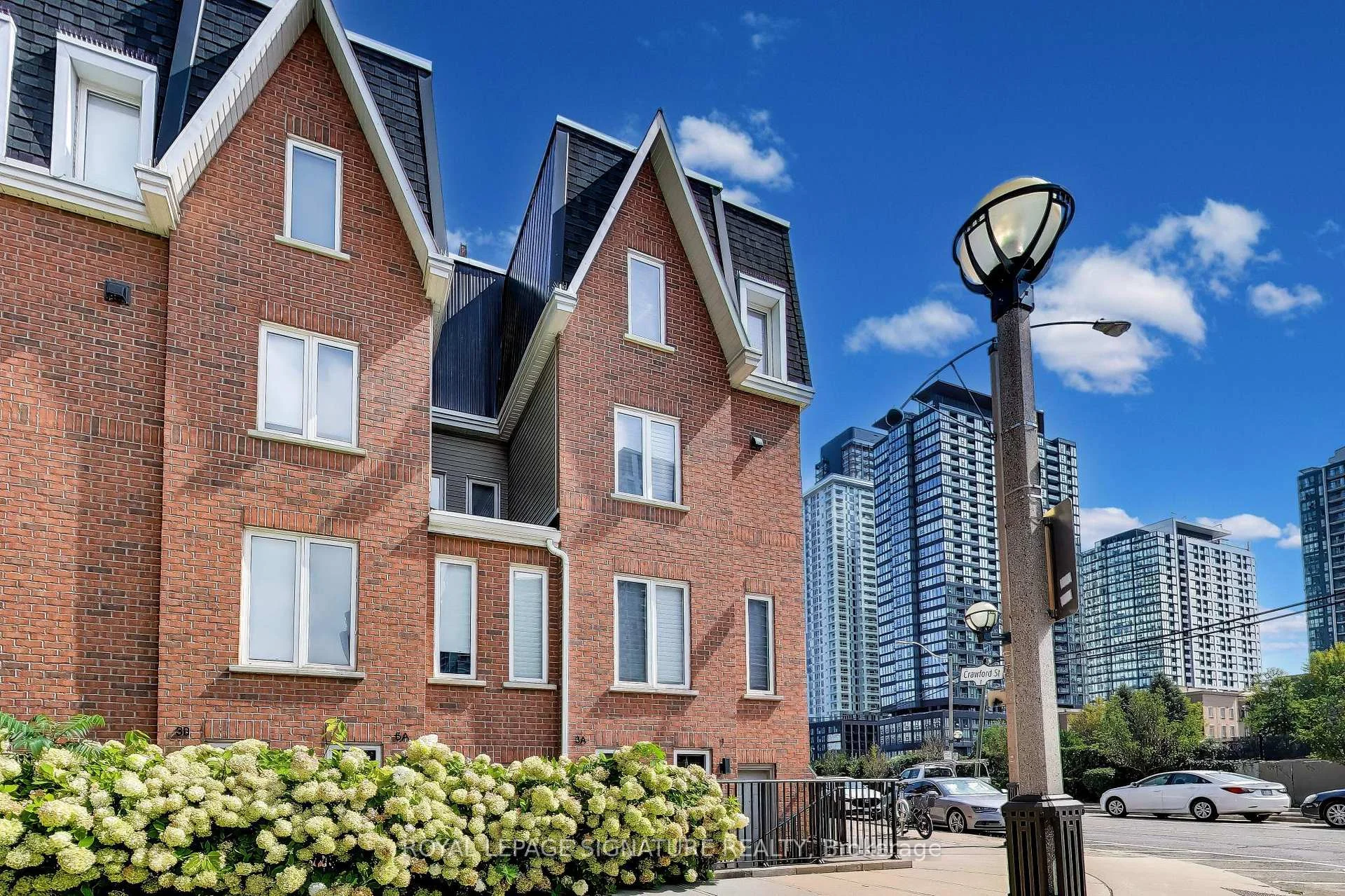 Photo 38 of 1 Crawford Street, Toronto, Niagara — HOMEH