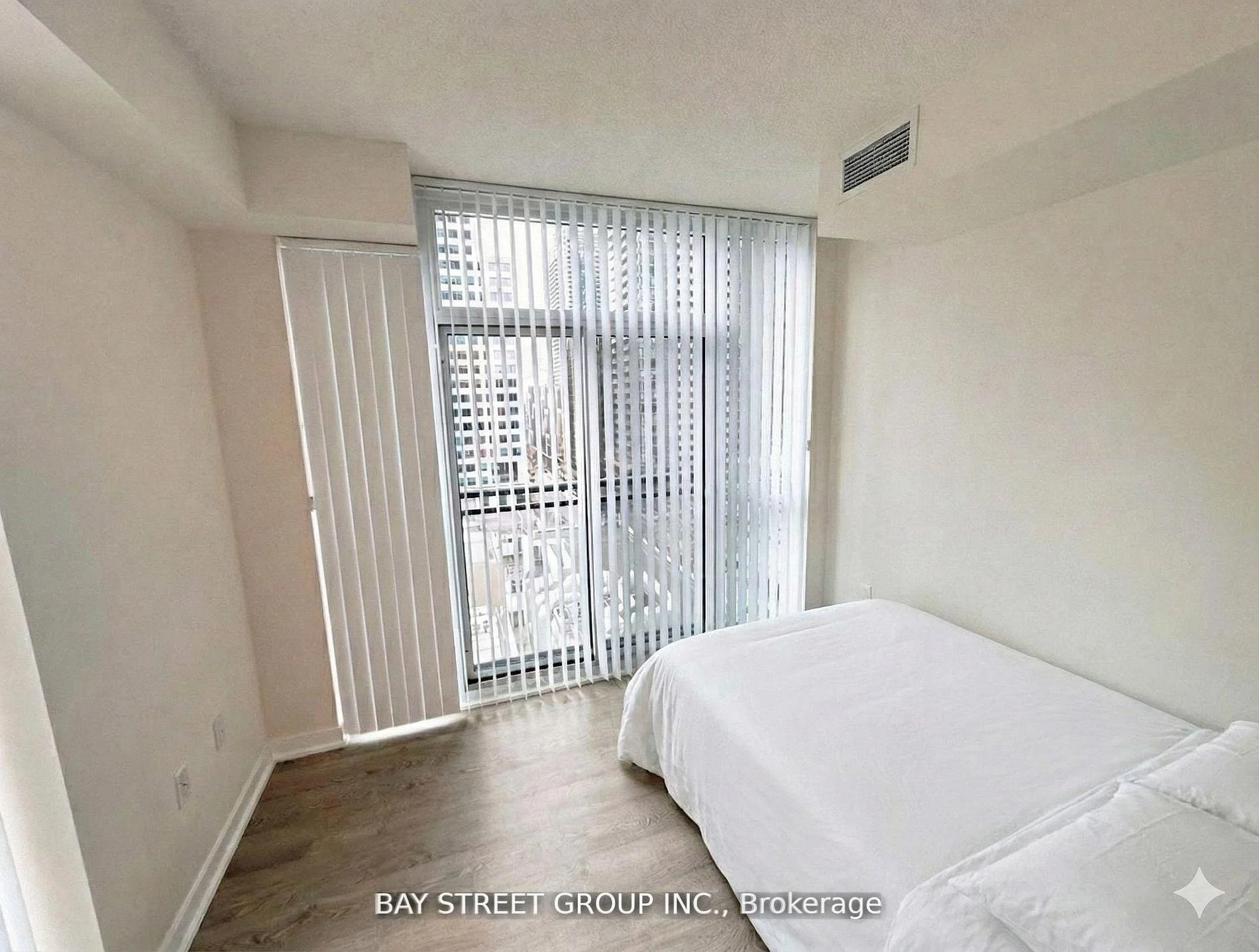 Photo 5 of Unit 1101, 99 John Street E, Toronto, Waterfront Communities — HOMEH