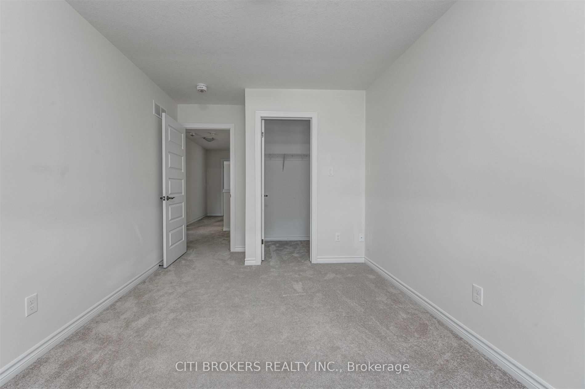 Photo 10 of 1562 Noah Bend, London, North I — HOMEH