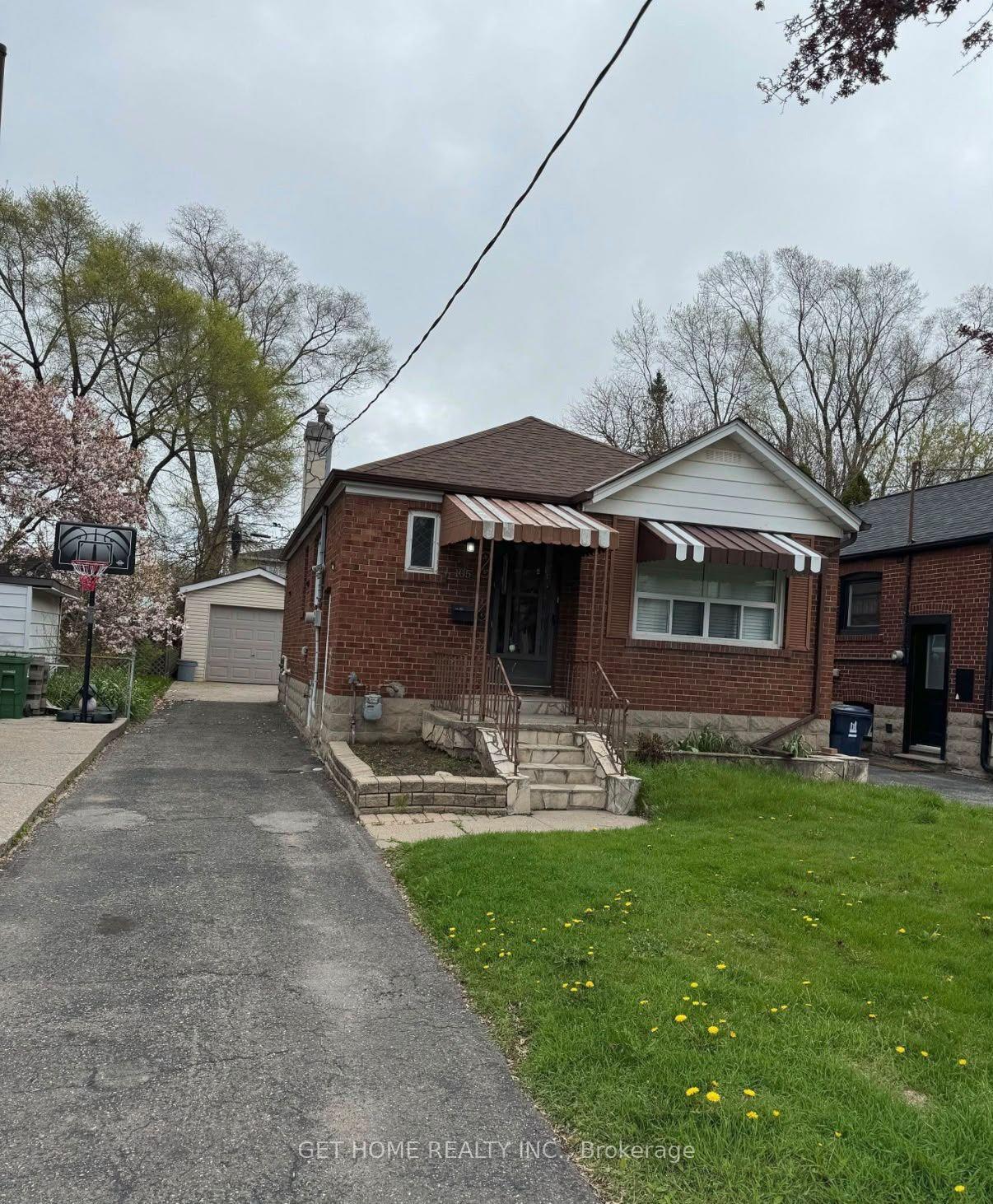 Photo 1 of Unit Basement, 105 St Hubert Avenue, Toronto, East York — HOMEH