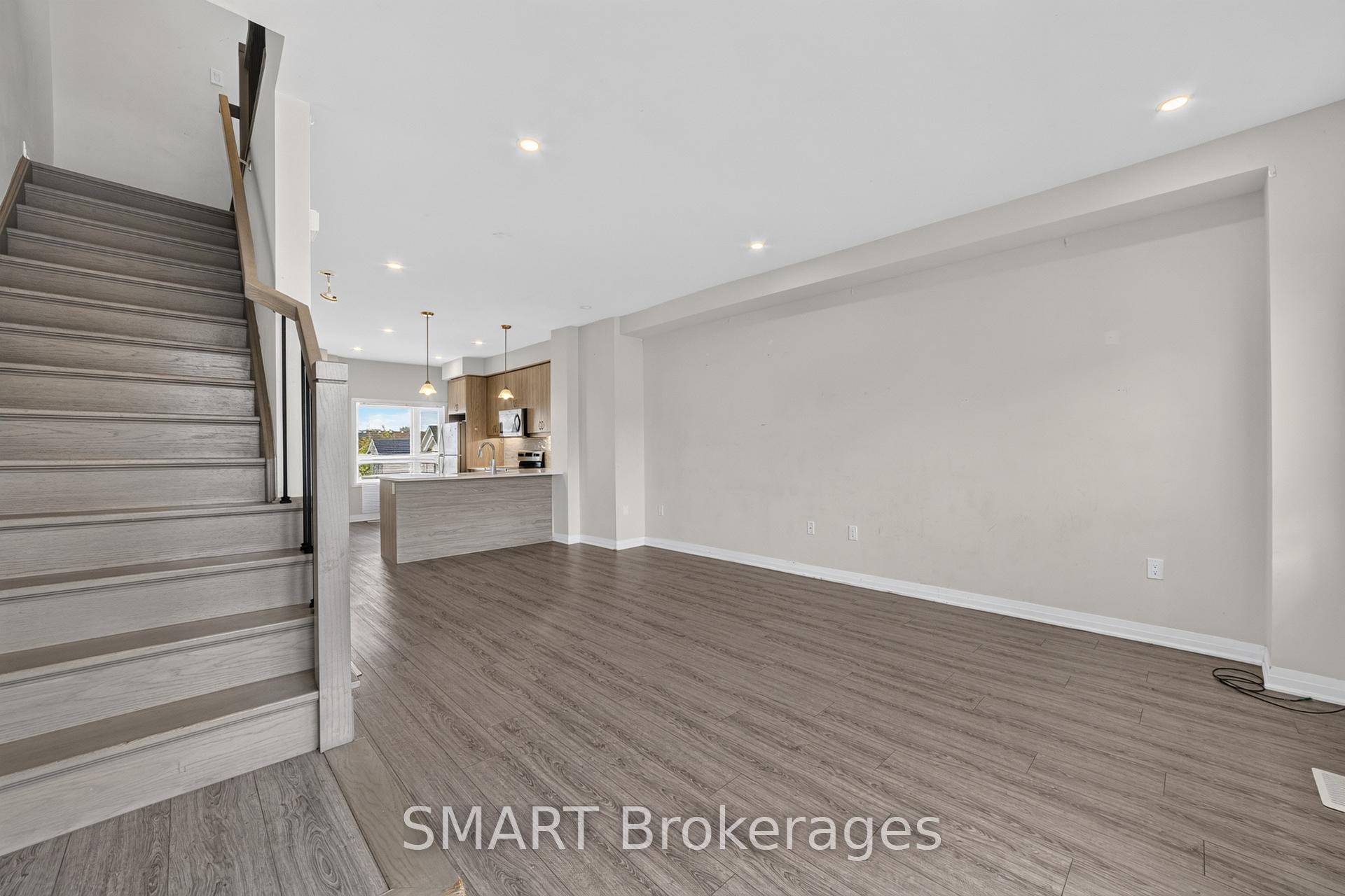 Photo 15 of Unit 10, 51 Sparrow Avenue, Cambridge, Little's Corners — HOMEH