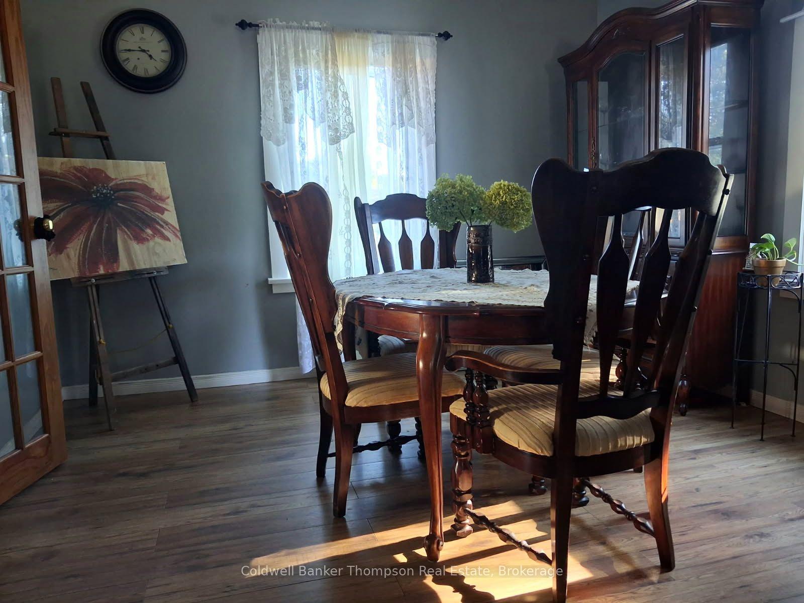 Photo 8 of 157 Ottawa Avenue, Machar — HOMEH