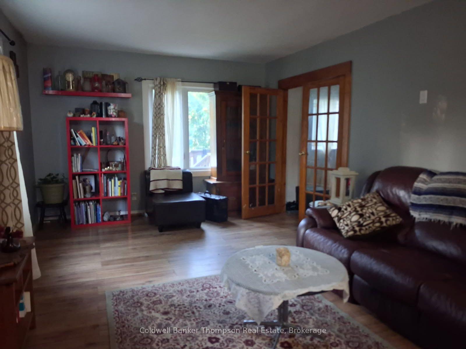 Photo 9 of 157 Ottawa Avenue, Machar — HOMEH