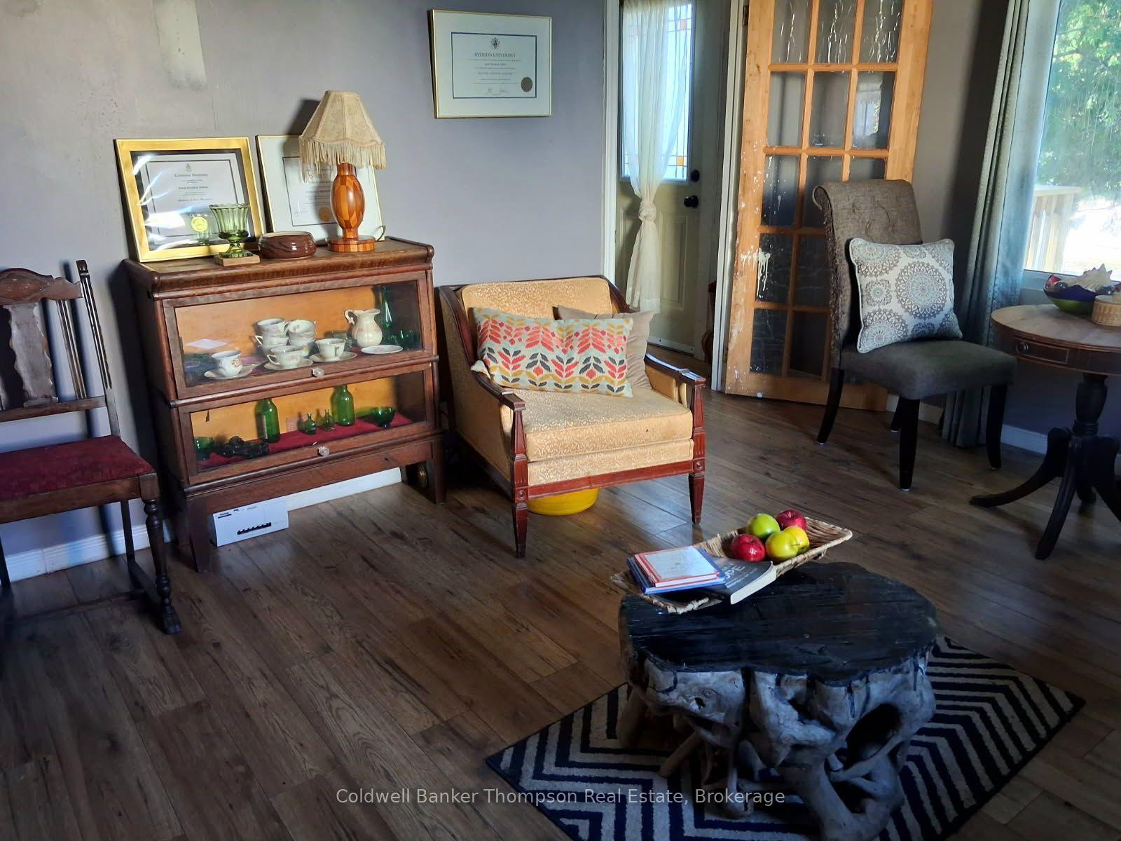 Photo 12 of 157 Ottawa Avenue, Machar — HOMEH