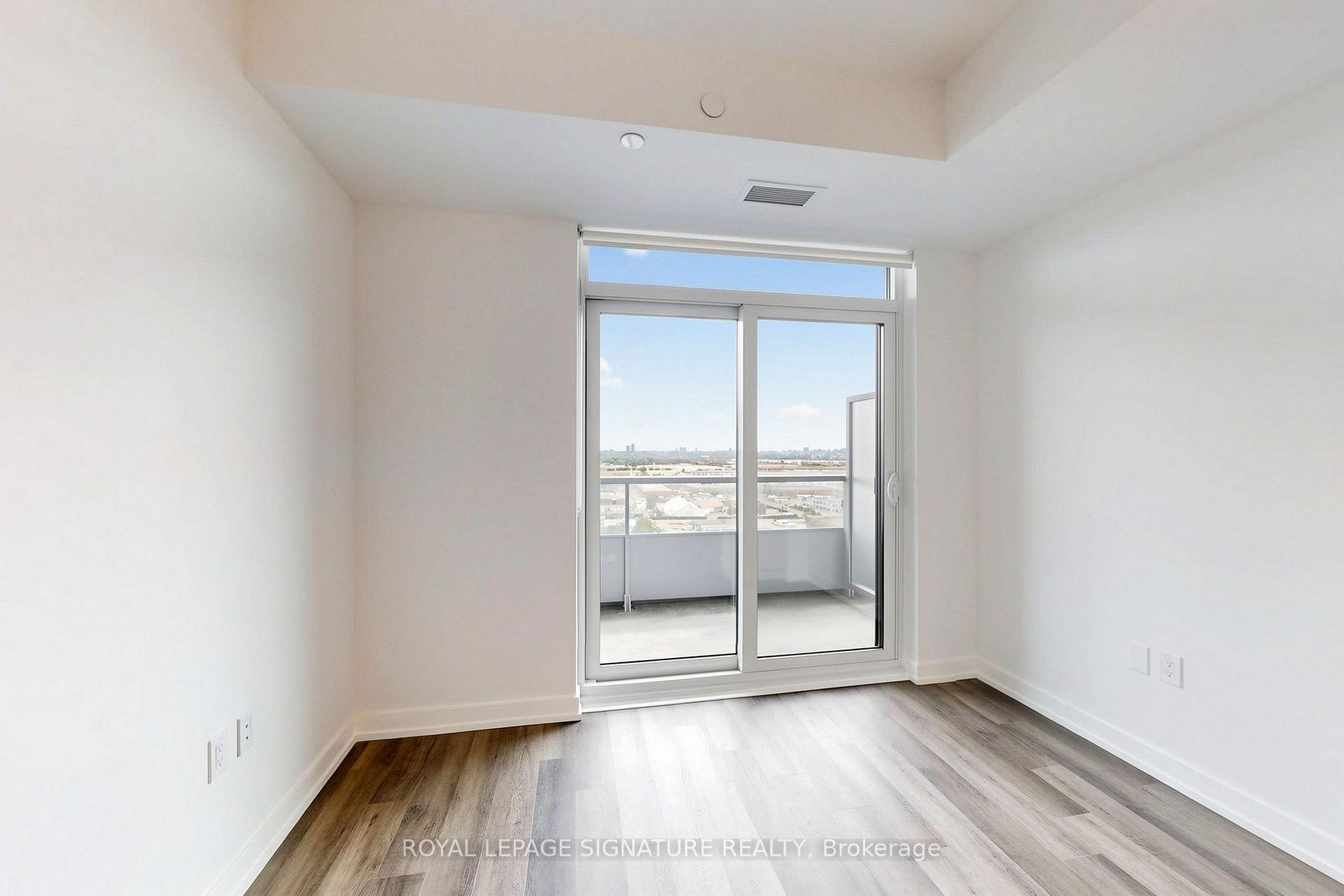 Photo 3 of Unit 1603, 5 Meadowdale Road, Vaughan, Vaughan Corporate Centre — HOMEH