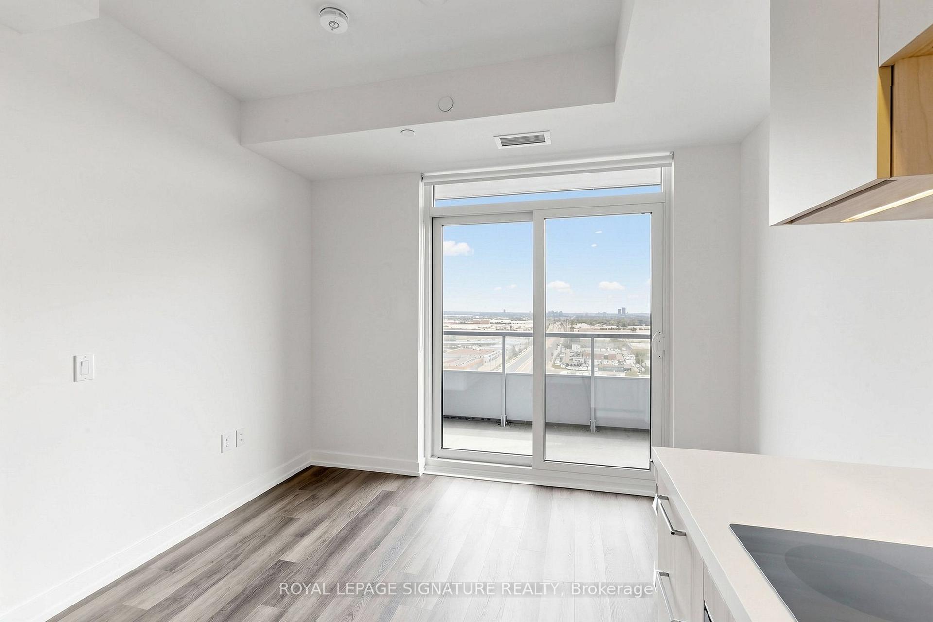 Photo 4 of Unit 1603, 5 Meadowdale Road, Vaughan, Vaughan Corporate Centre — HOMEH
