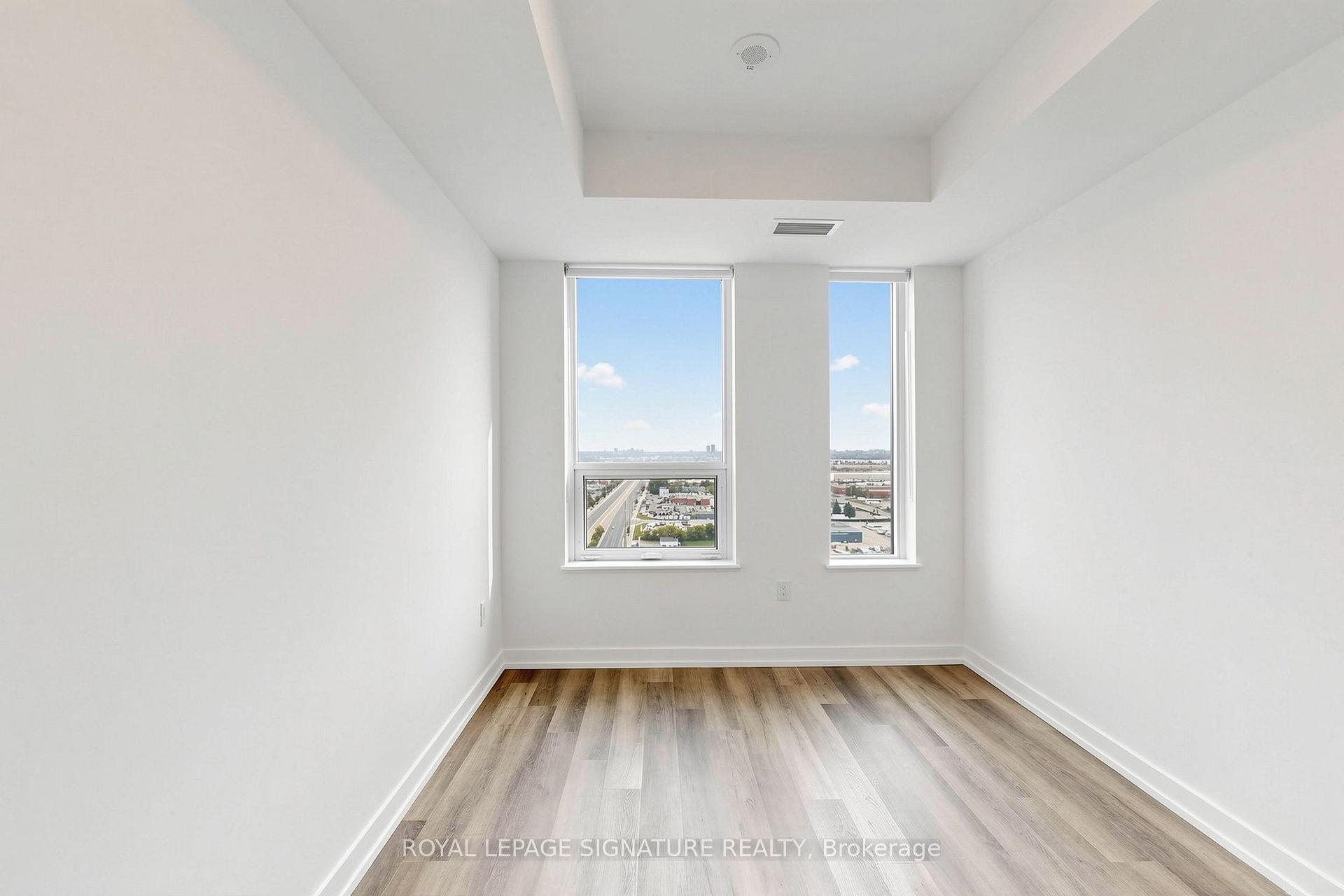 Photo 7 of Unit 1603, 5 Meadowdale Road, Vaughan, Vaughan Corporate Centre — HOMEH