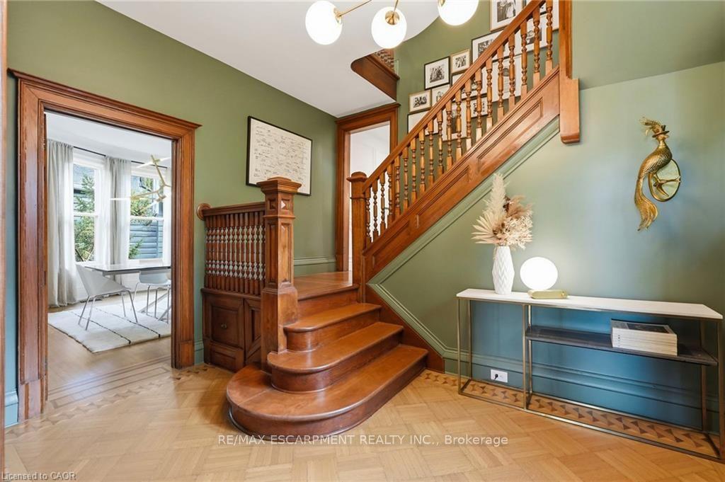 Photo 4 of 2 Freeman Place, Hamilton, Corktown — HOMEH